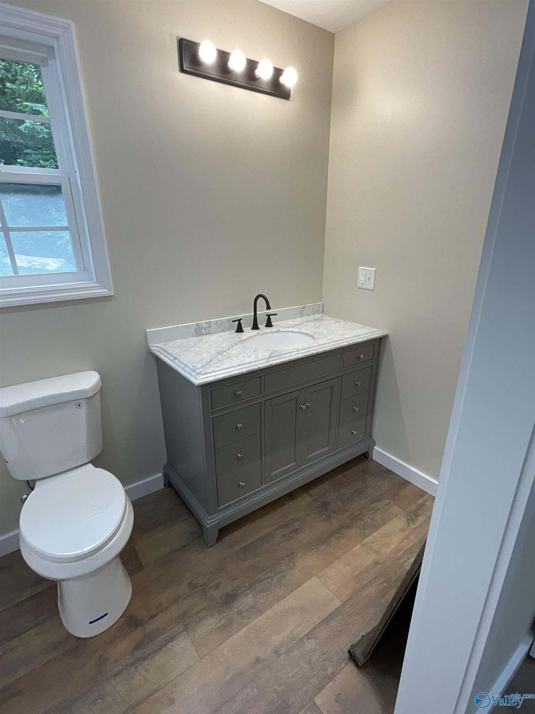 212 4Th Street Nw. Arab, AL 35016