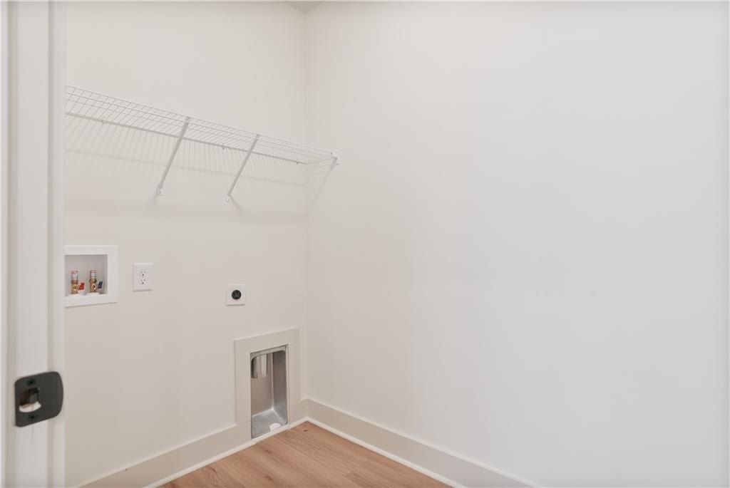 1091 Woodland Lane. Opelika, AL 36801