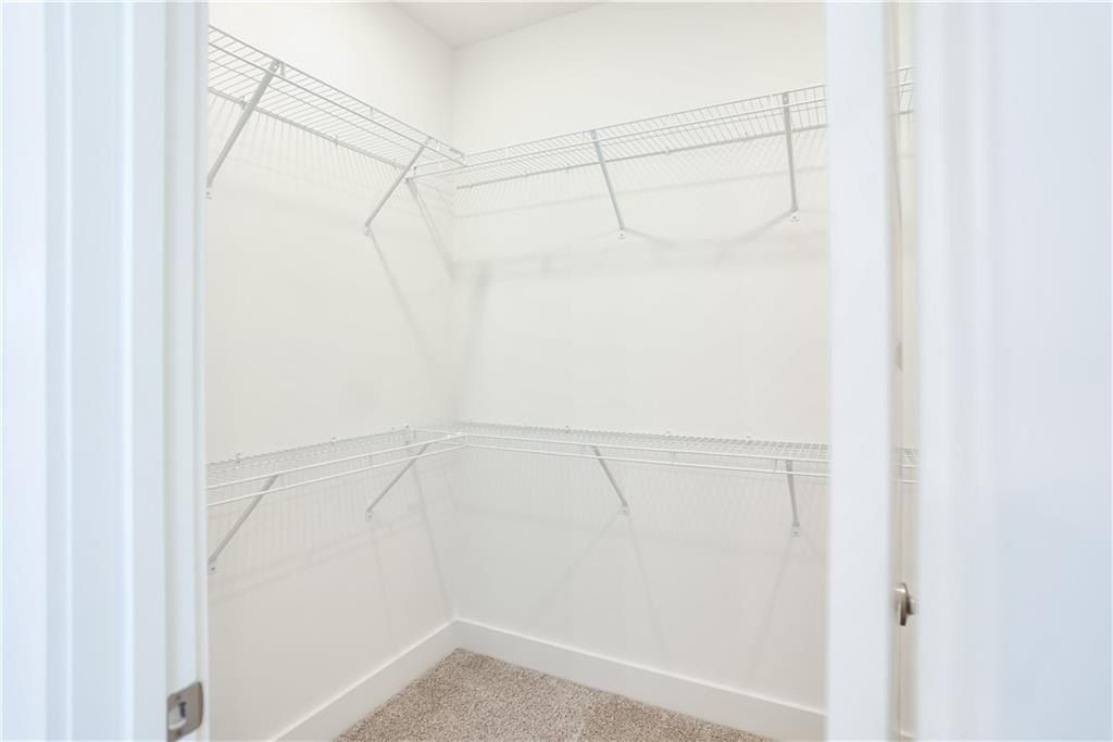 211 Bottle Way. Auburn, AL 36830