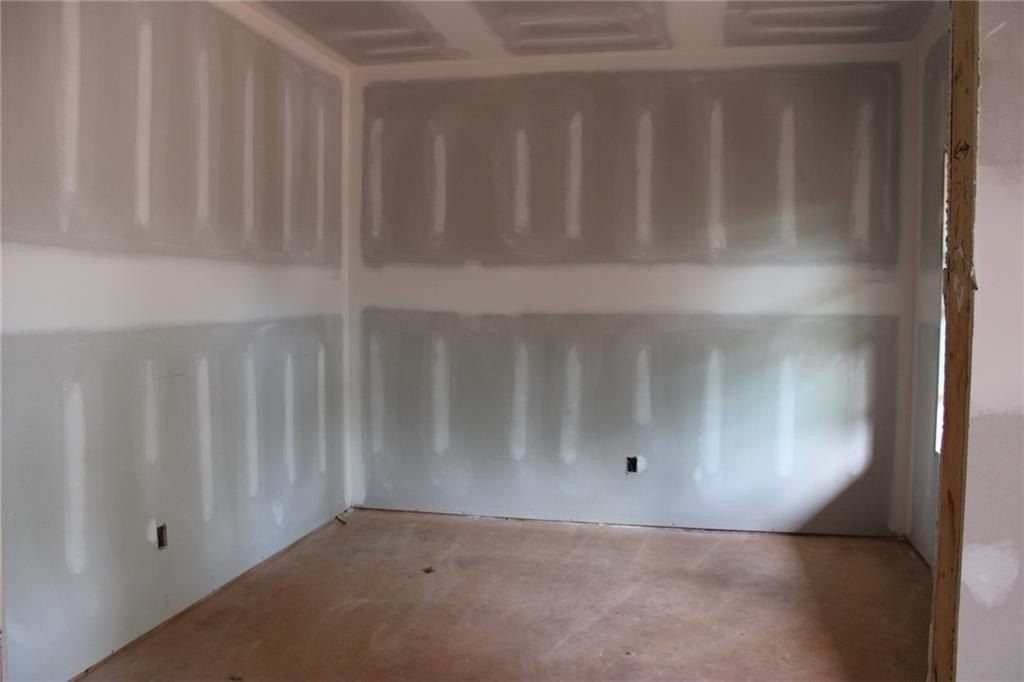 138 Cheyenne Lane. Dadeville, AL 36853