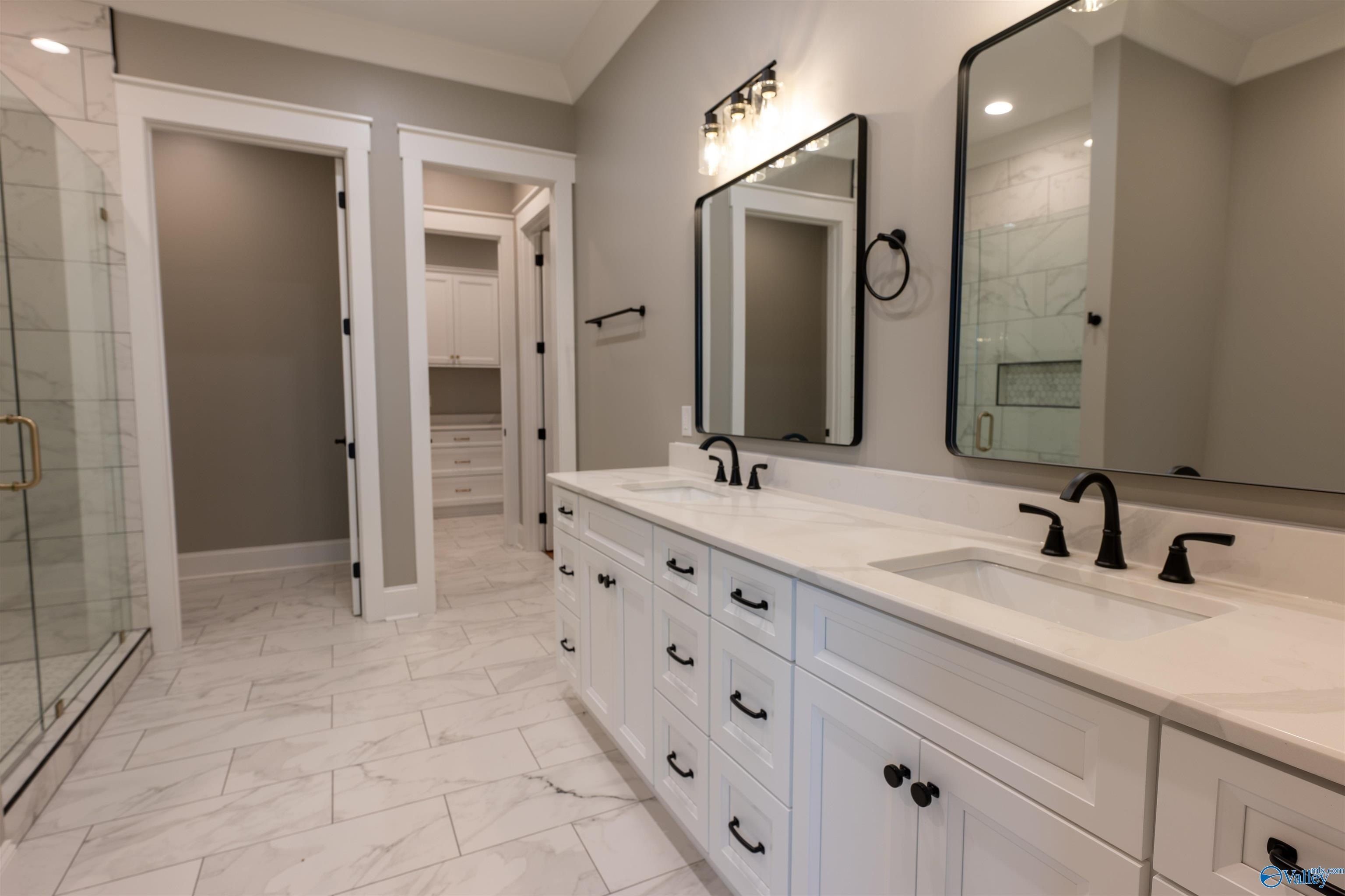 109 Whistling Straits Way. Guntersville, AL 35976