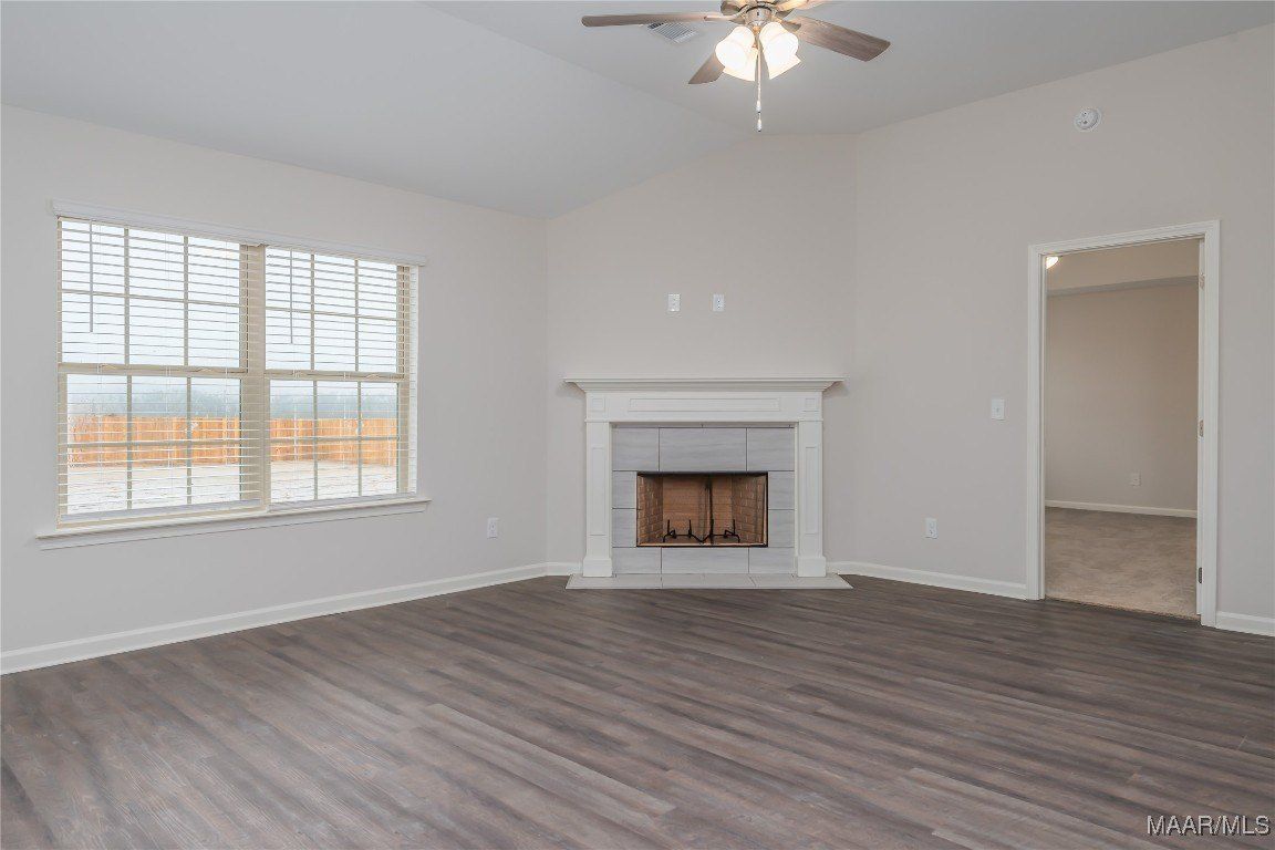 1996 Alpine Drive. Deatsville, AL 36022