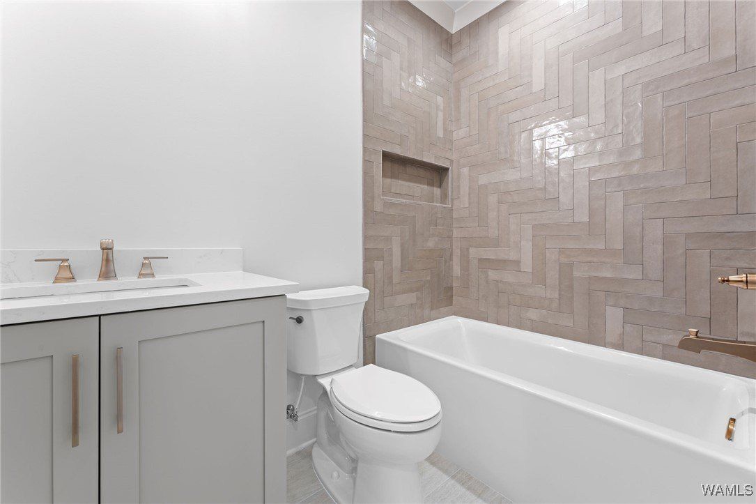 10779 Herman Boyd Road. Northport, AL 35475