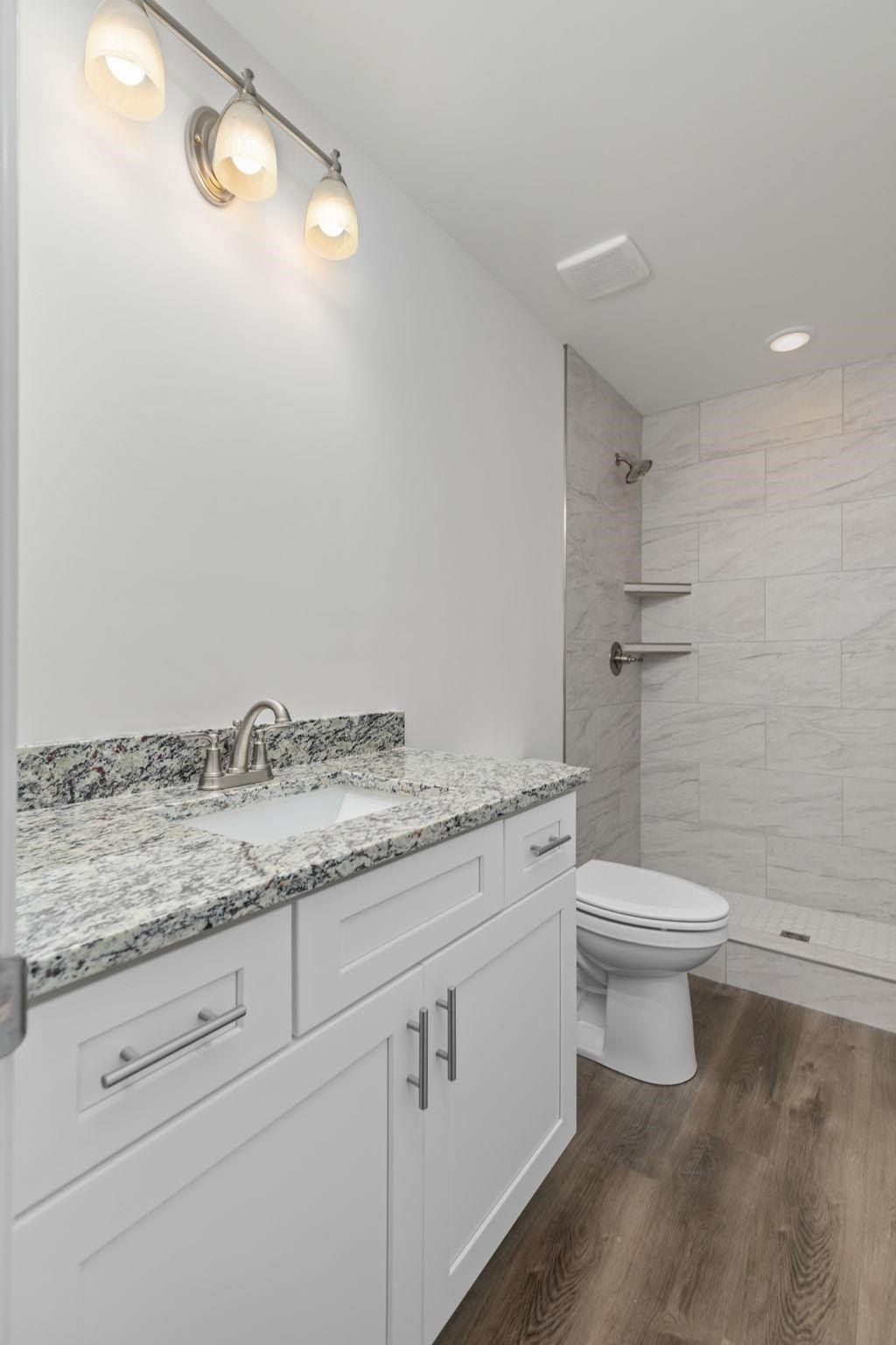 1044 Co Rd 31. Killen, AL 35645