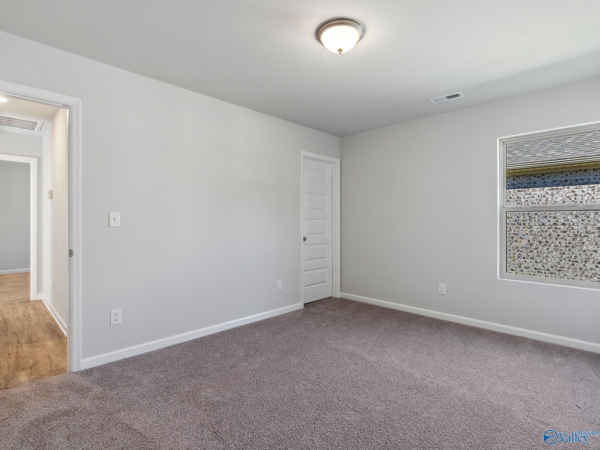 28058 Caperton Drive. Harvest, AL 35749