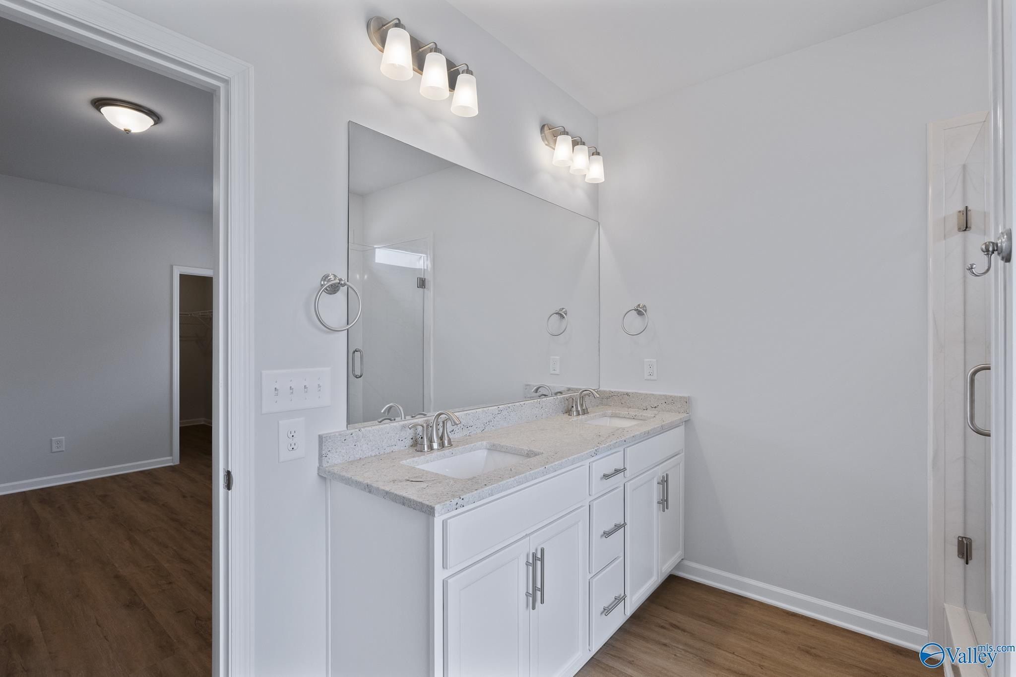 17407 Brooklawn Street. Athens, AL 35611