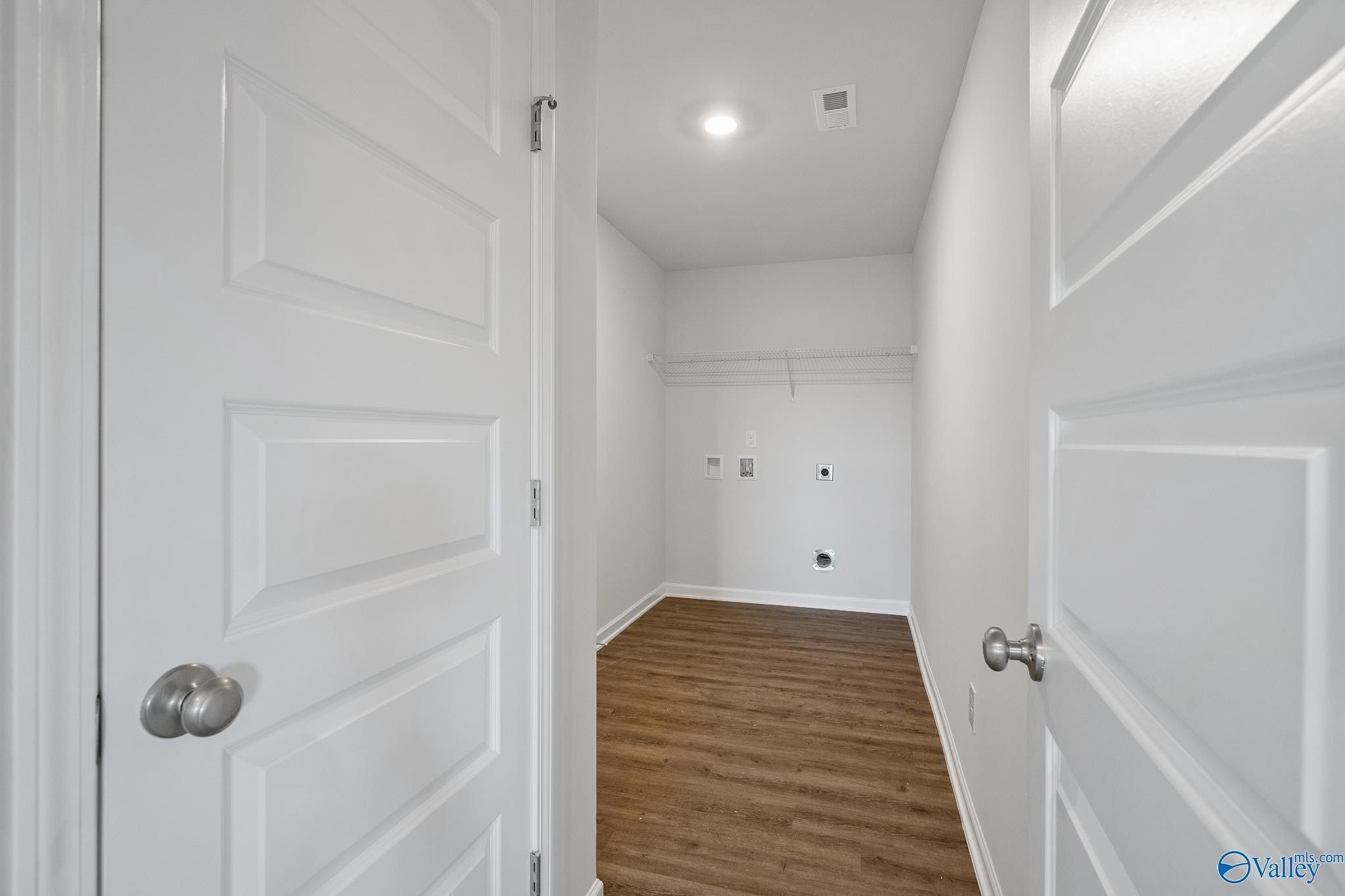 27980 Devvenshire Drive. Harvest, AL 35749