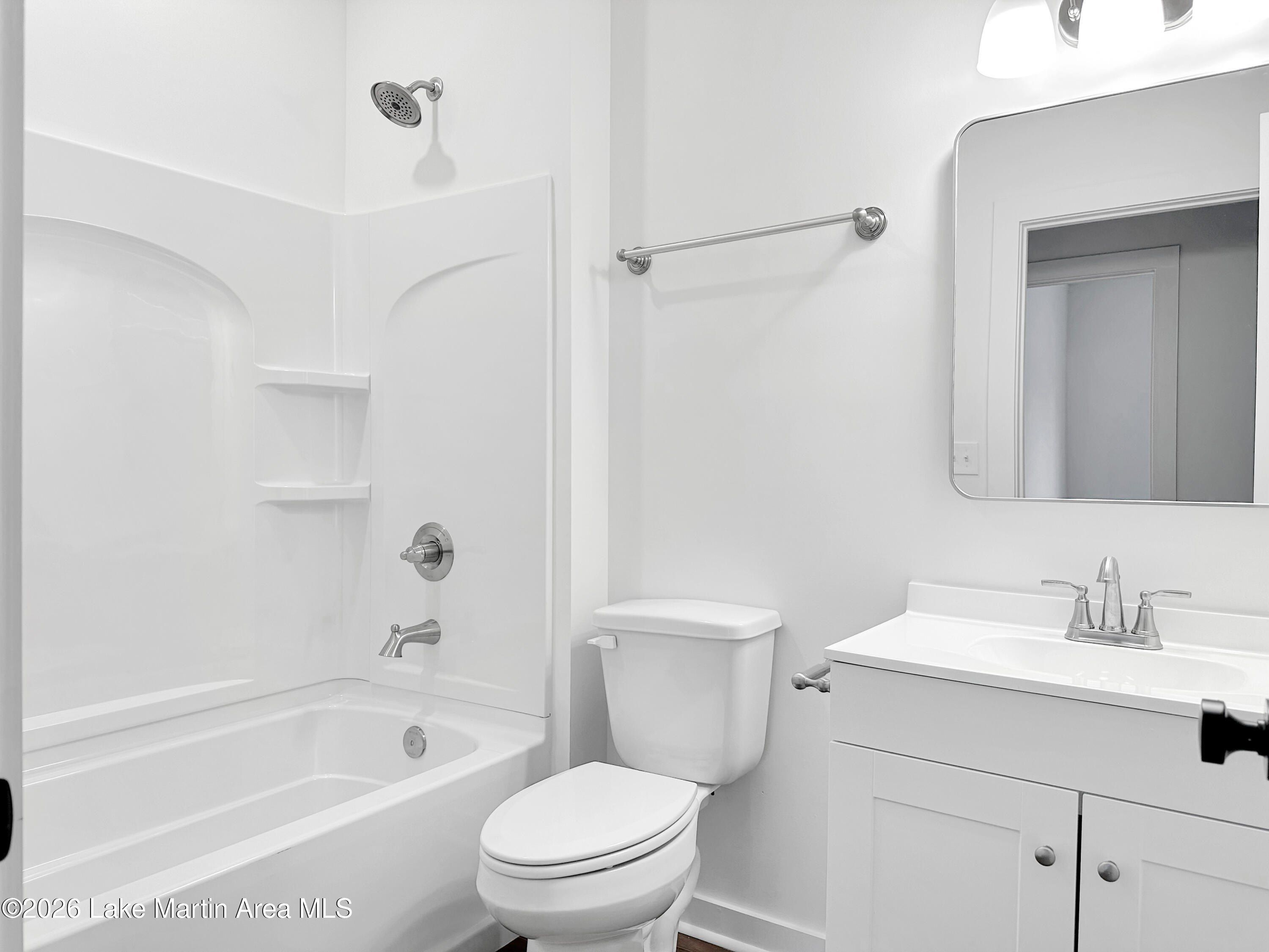 778 Castaway Island Rd. Eclectic, AL 36024