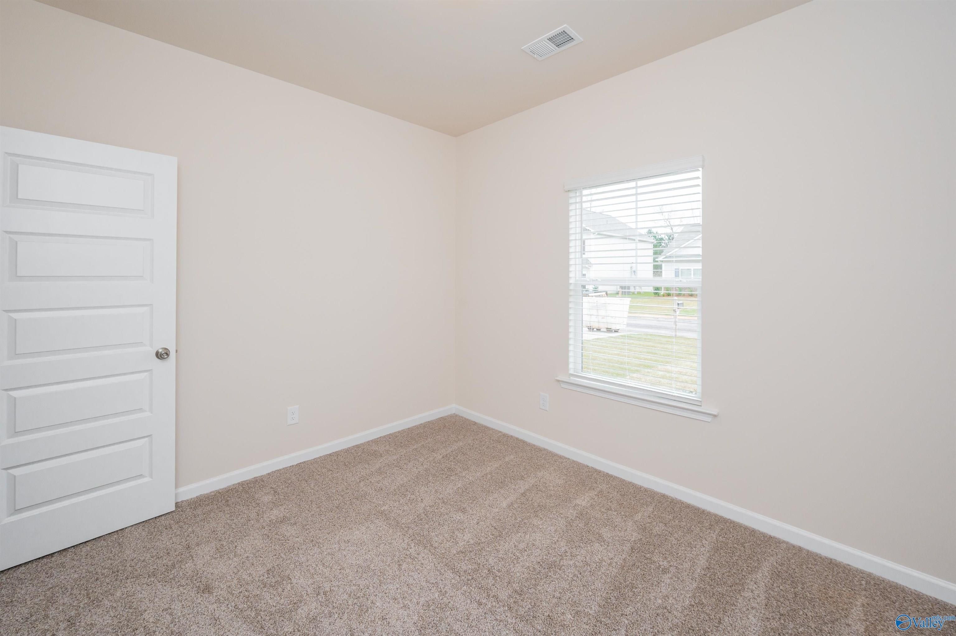 1234 Wicklow Circle. Athens, AL 35613