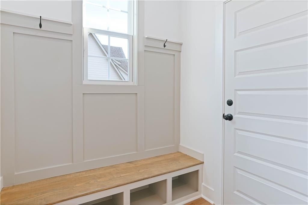 48 Sarah Lane. Auburn, AL 36830