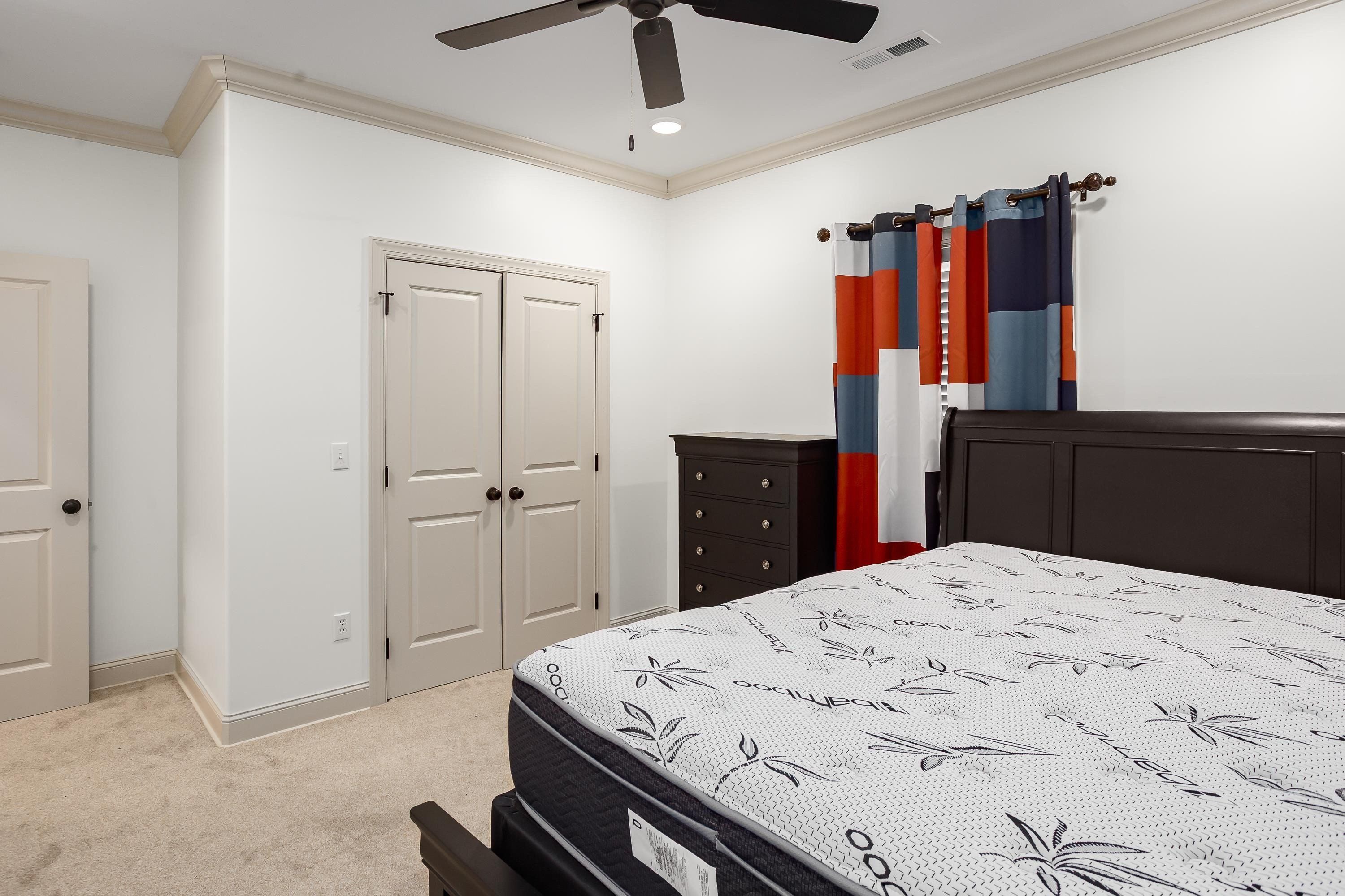 302 Kellylyn Lndg. Florence, AL 35630