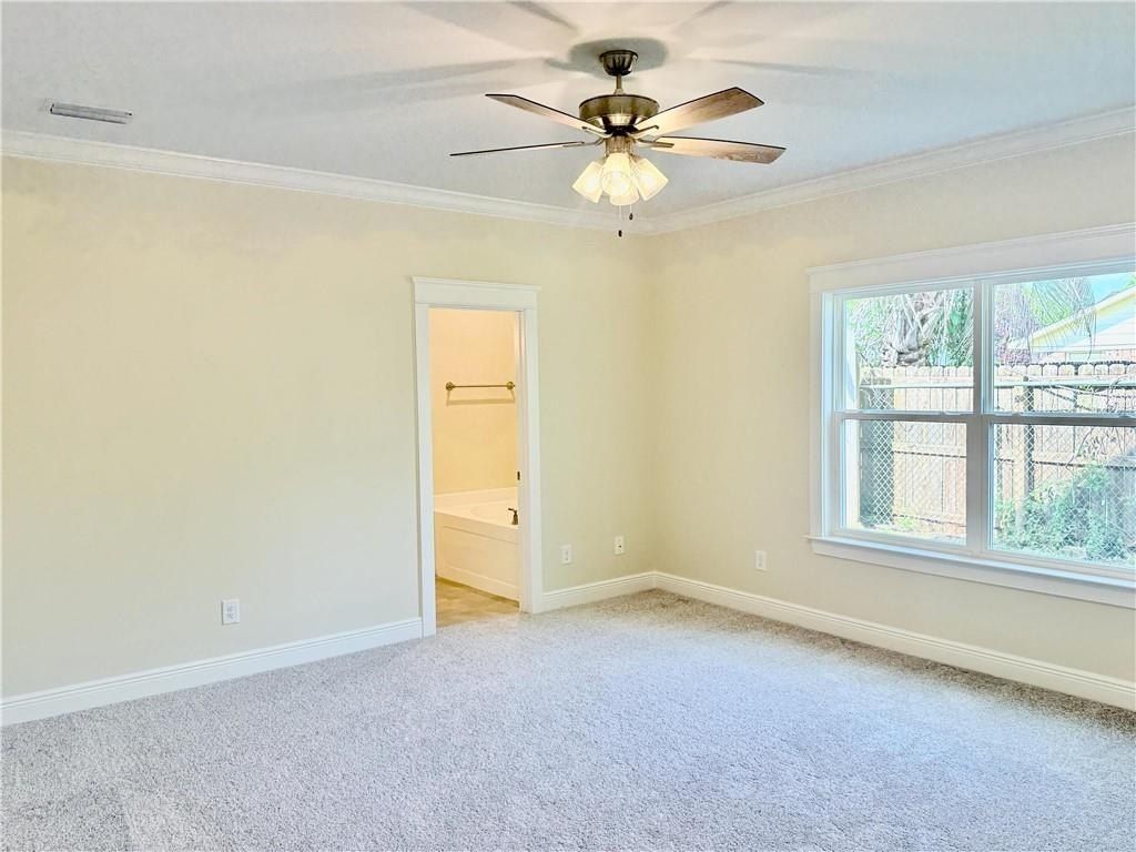 2298 Snowden Place W. Mobile, AL 36609