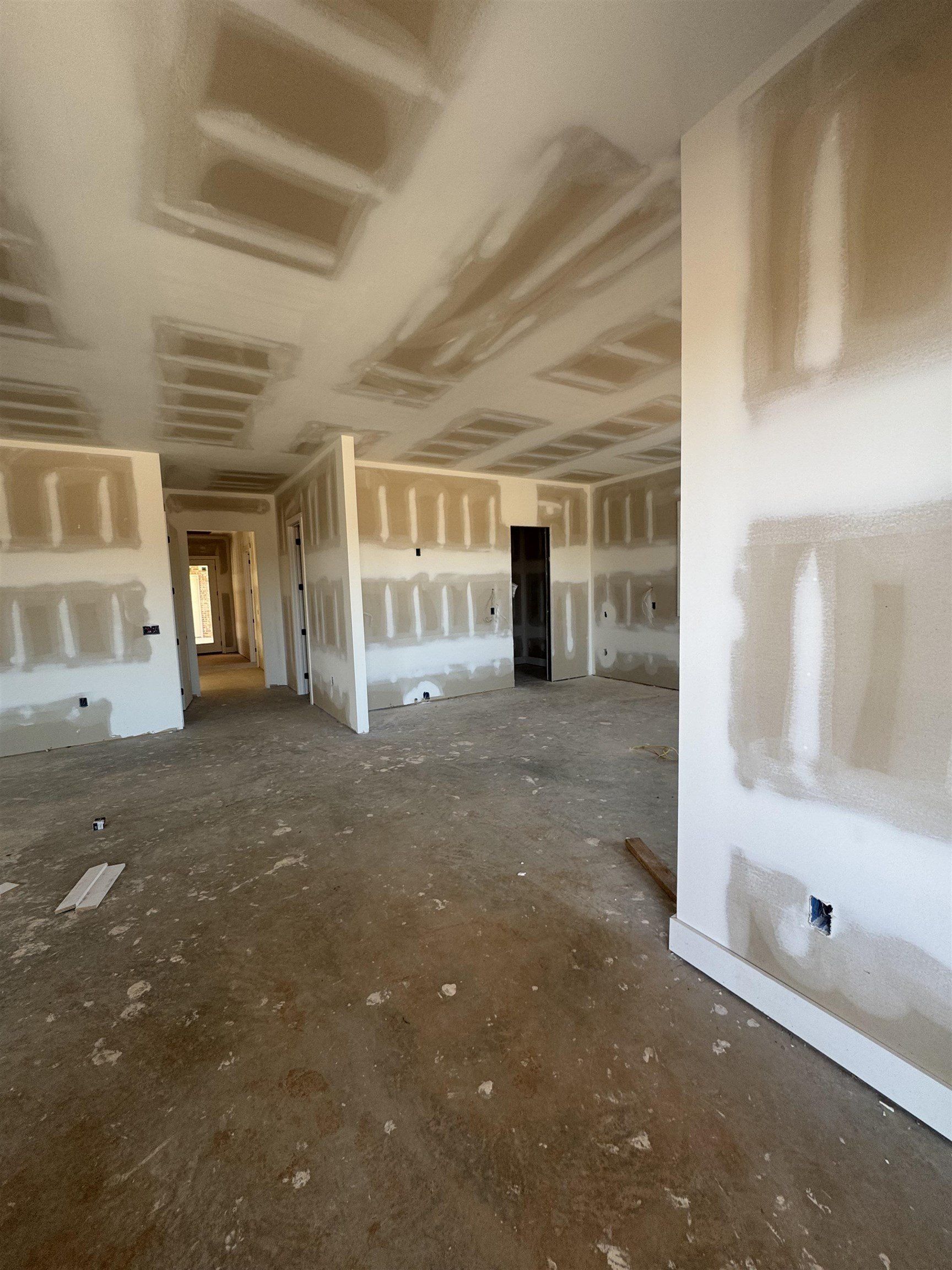 300 Fame Ave. Tuscumbia, AL 35674