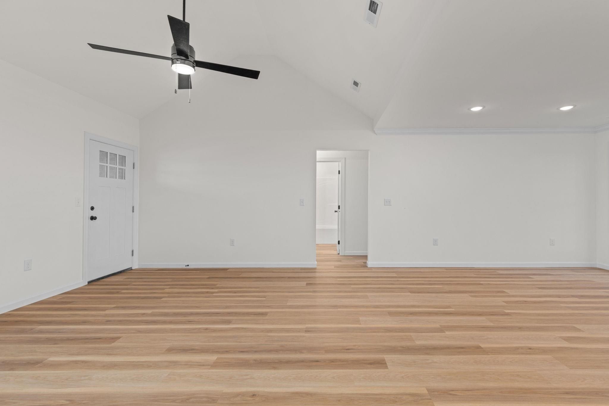 1020 Co Rd 31. Killen, AL 35645