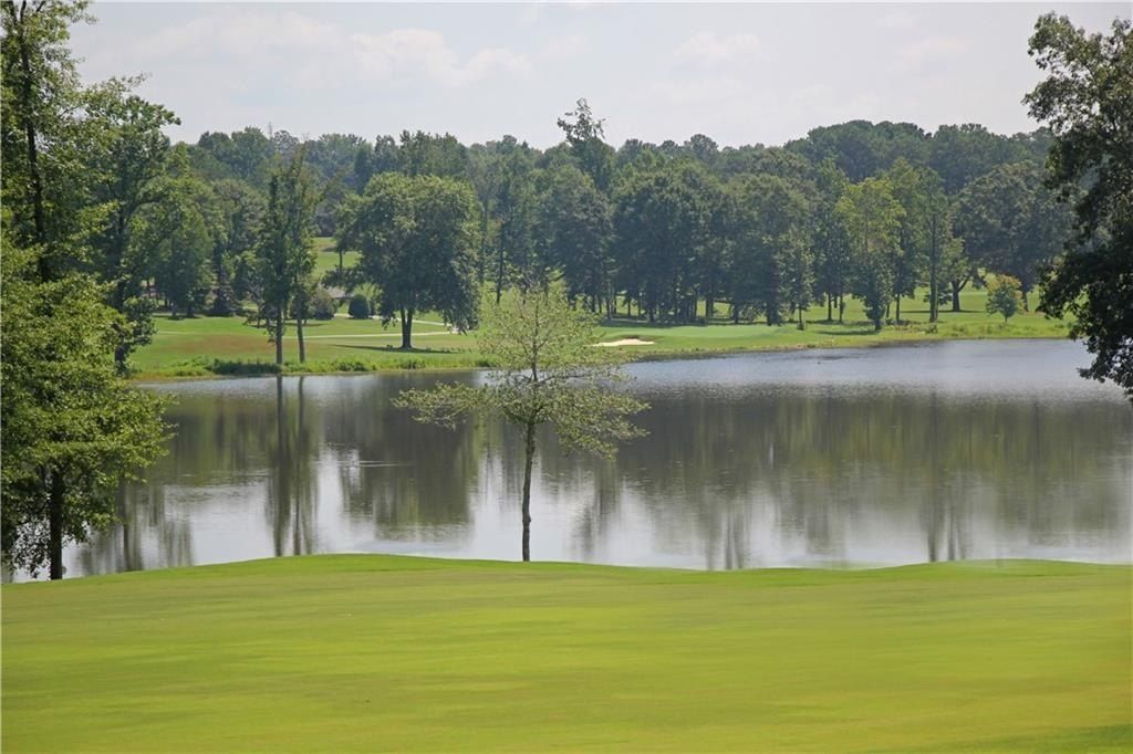 823 Summerlin Circle. Auburn, AL 36830