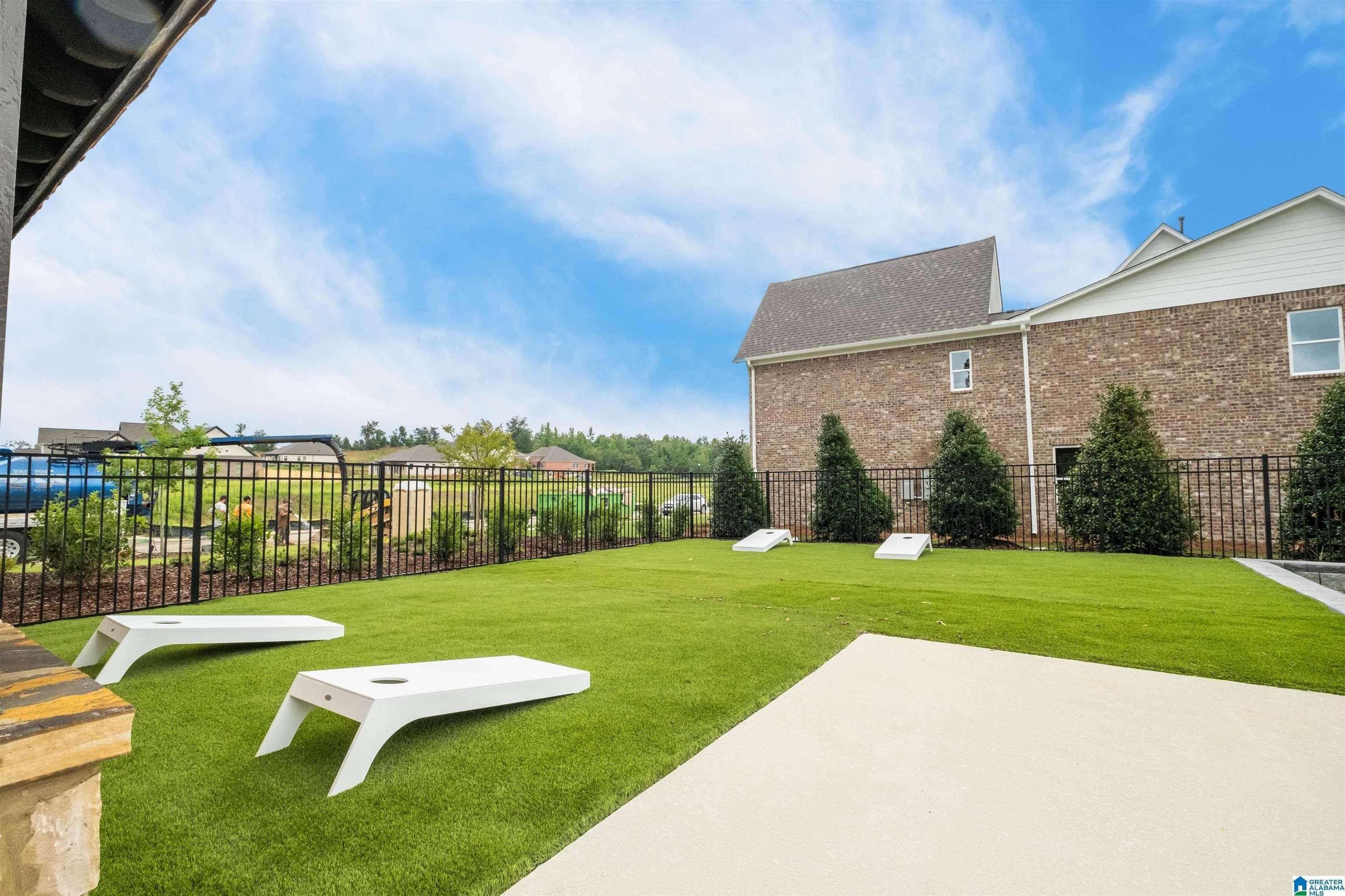 001 Blackridge Crest. Hoover, AL 35244