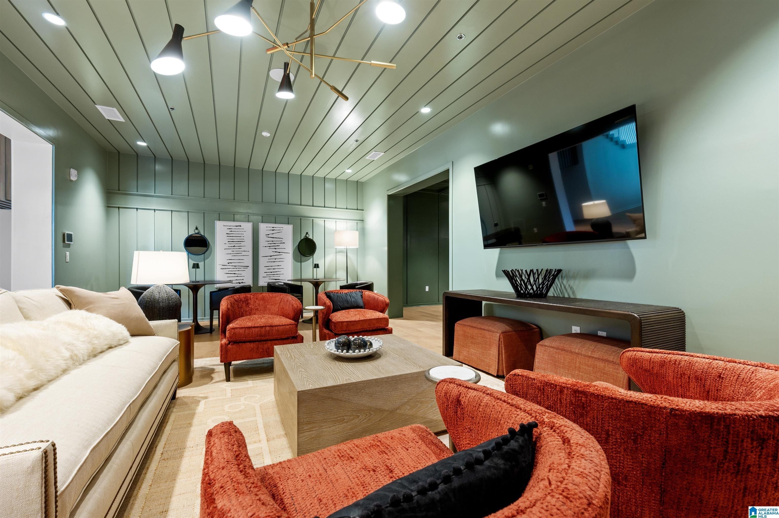 4492 Everlee Parkway. Hoover, AL 35244