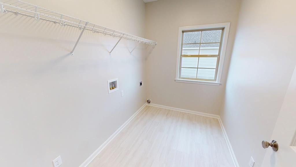 116 Pawnee Dr. Midland City, AL 36350