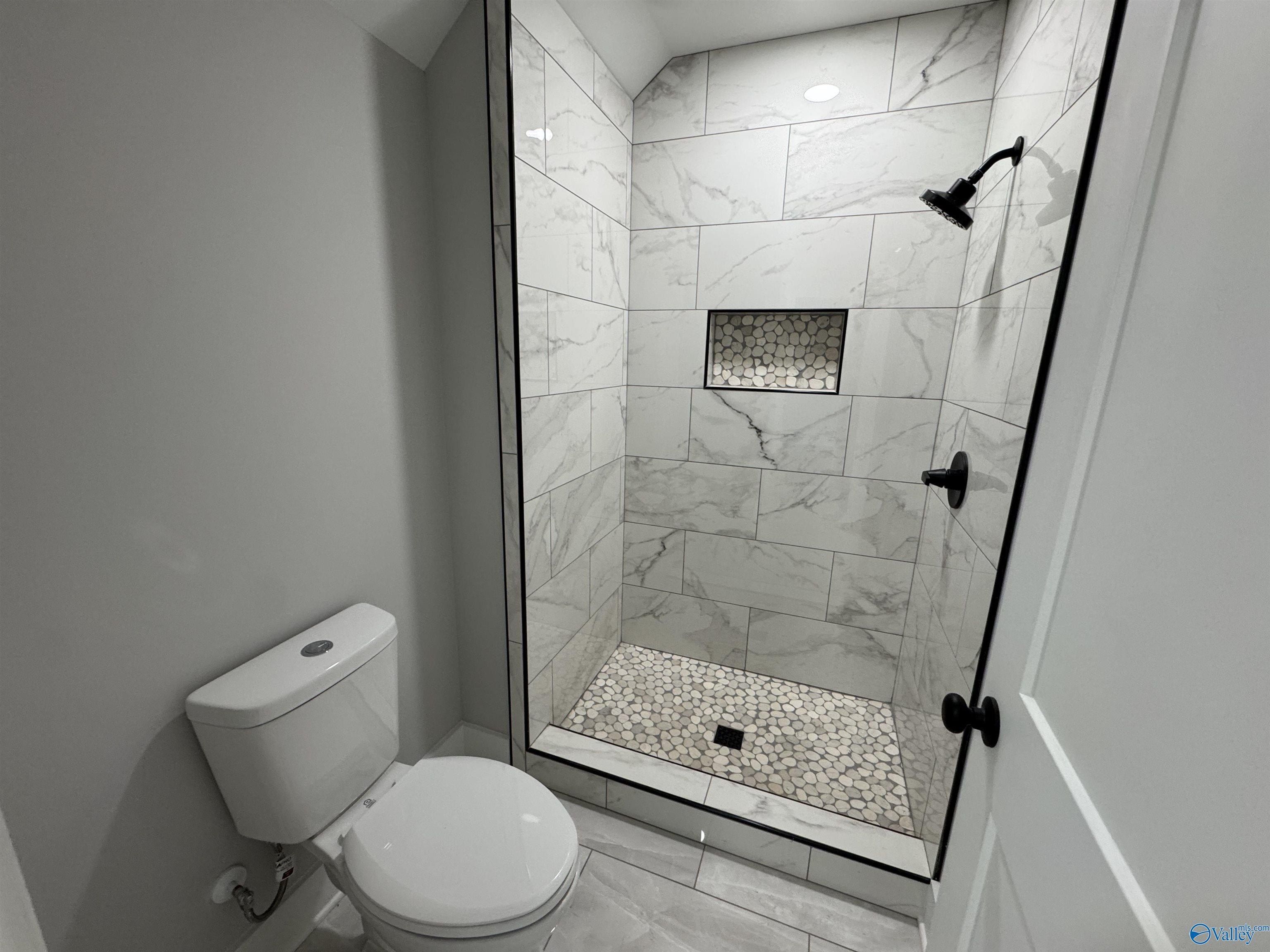 1324 S Broad Street. Albertville, AL 35950