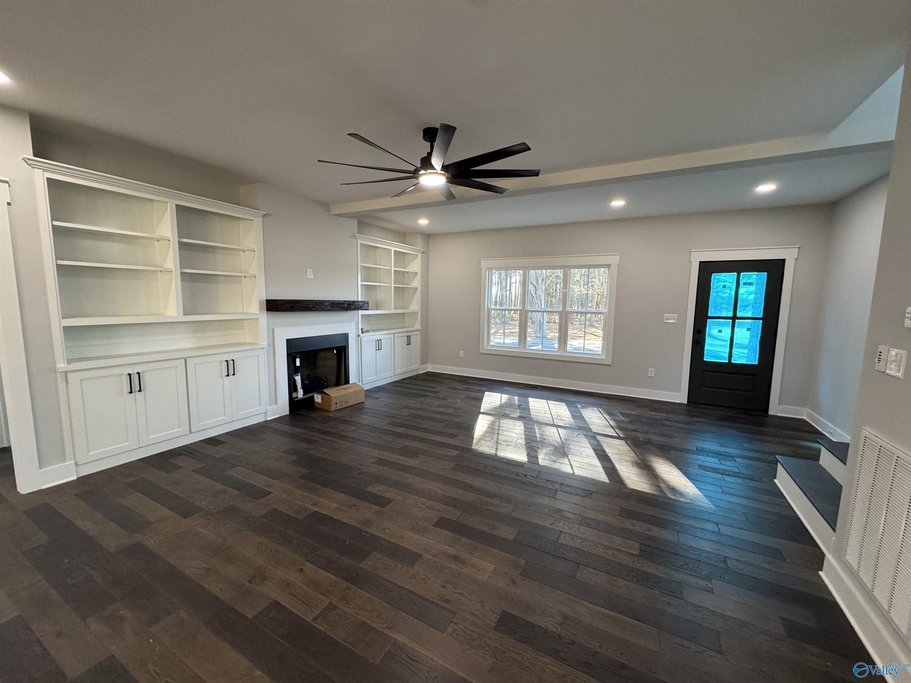 1324 S Broad Street. Albertville, AL 35950