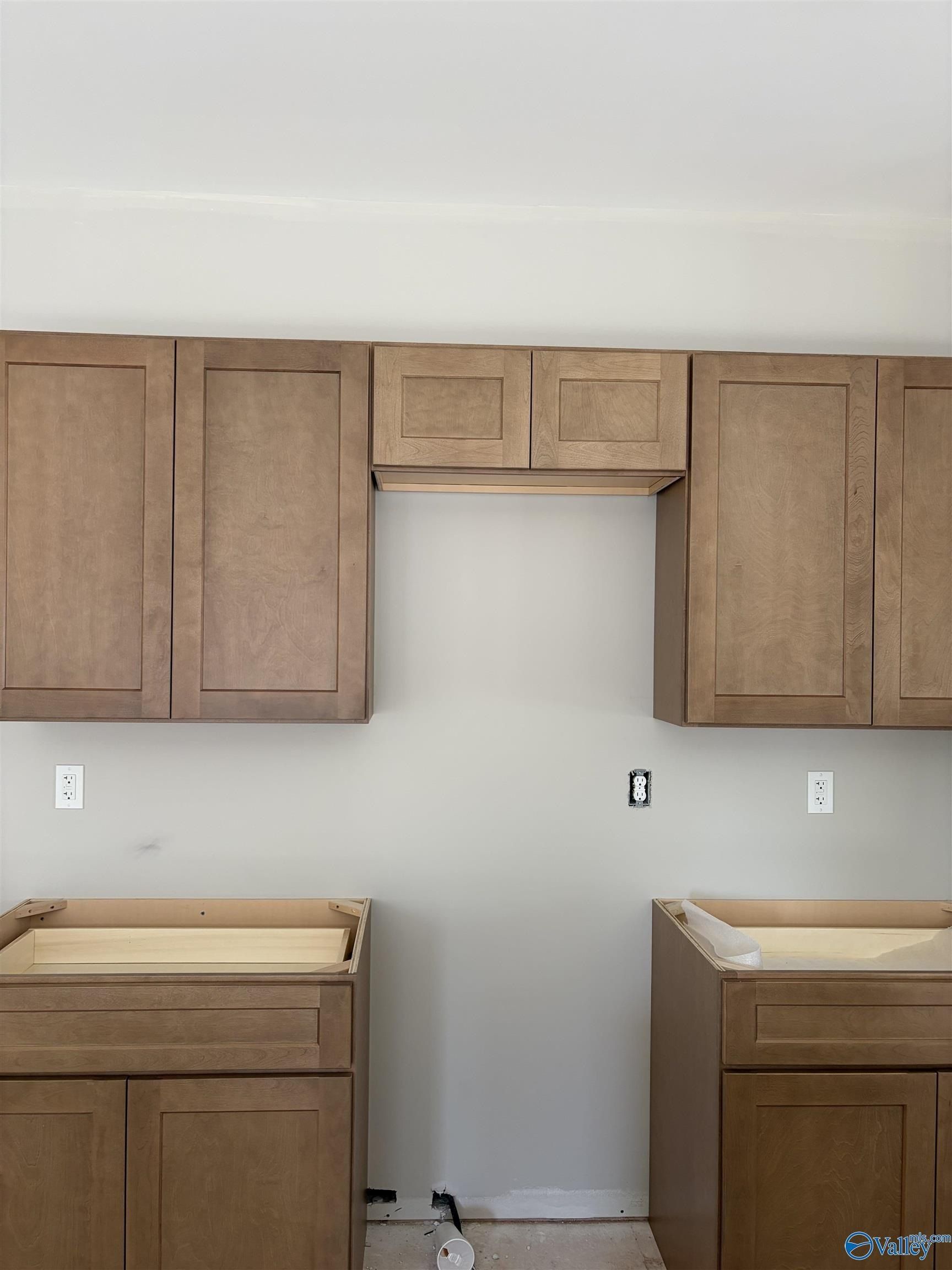 2403 County Road 91. Rogersville, AL 35652