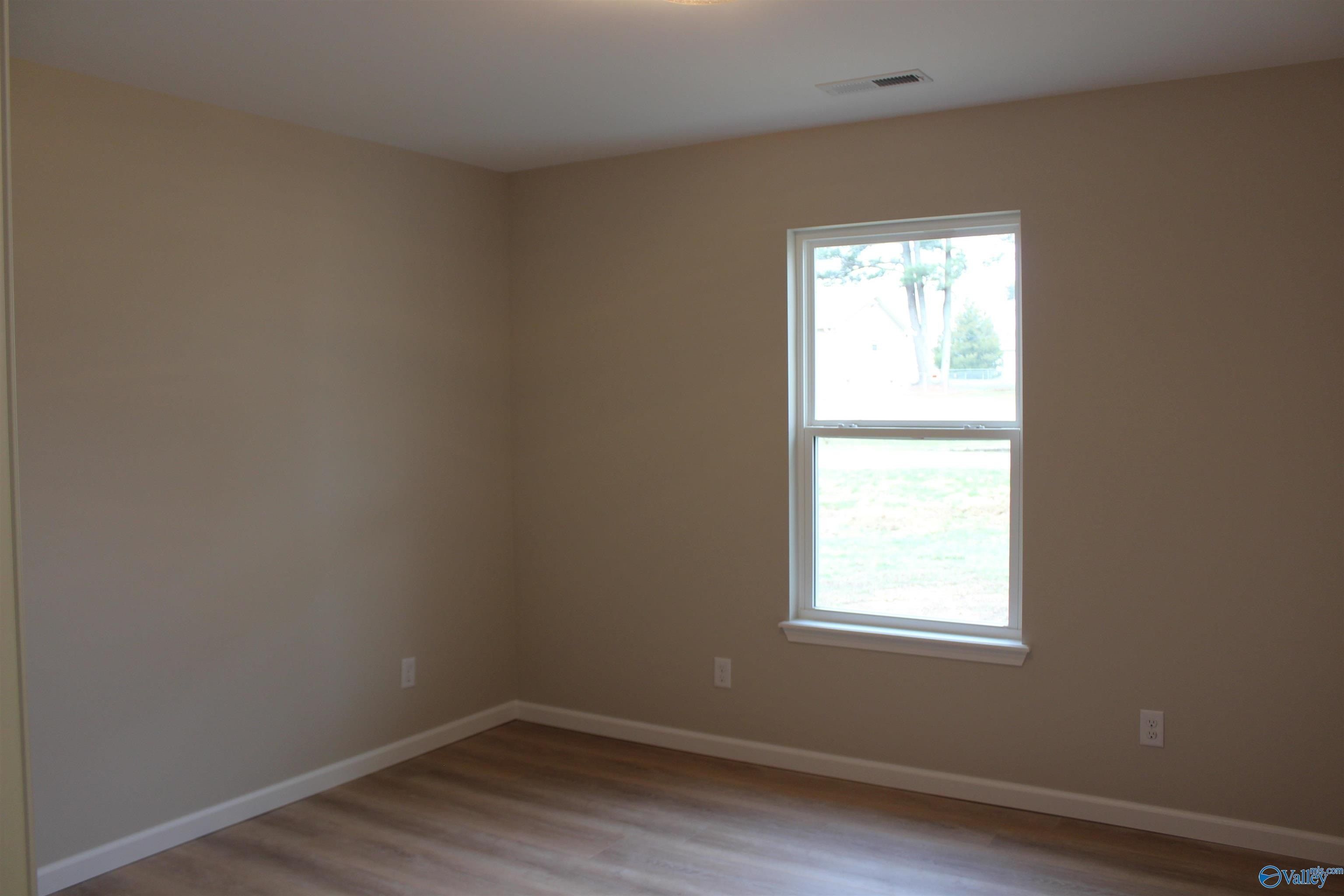 144 Friar Tuck Way. Fyffe, AL 35971