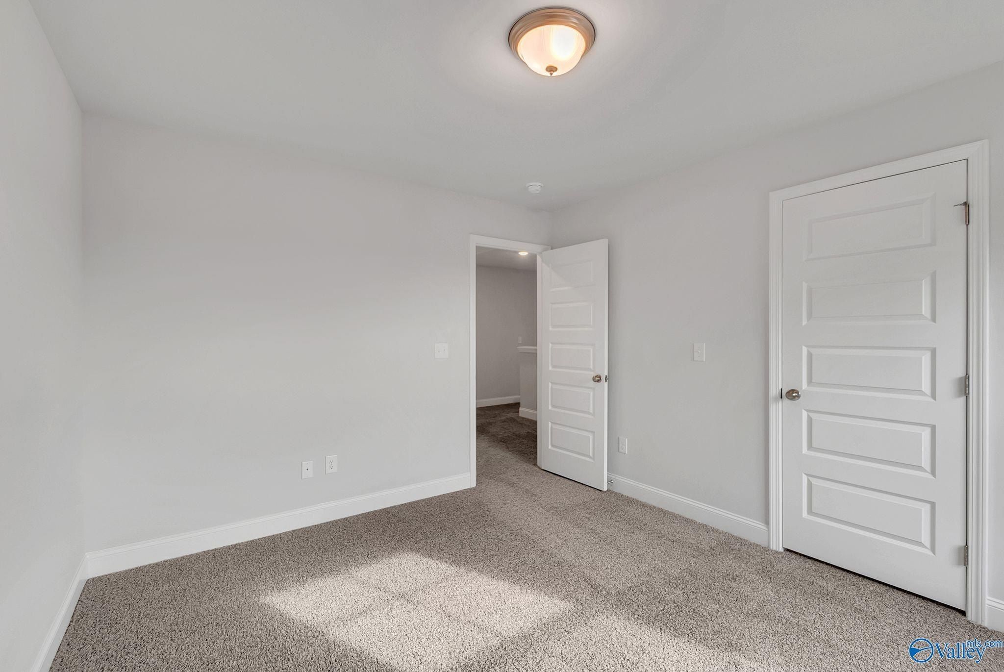 15500 Lapwing Cove. Athens, AL 35611