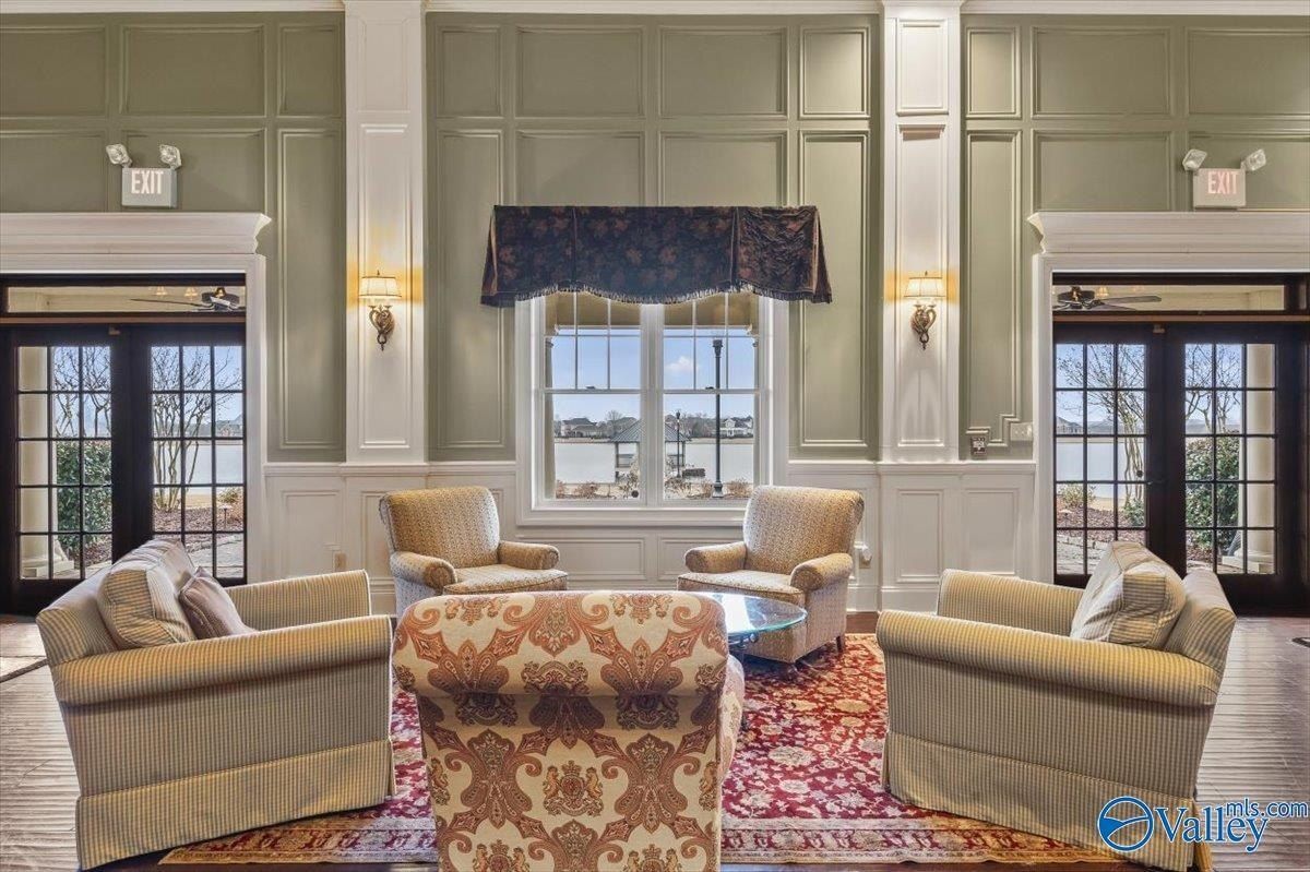 16 Whispering Oaks Unit 18. Huntsville, AL 35824