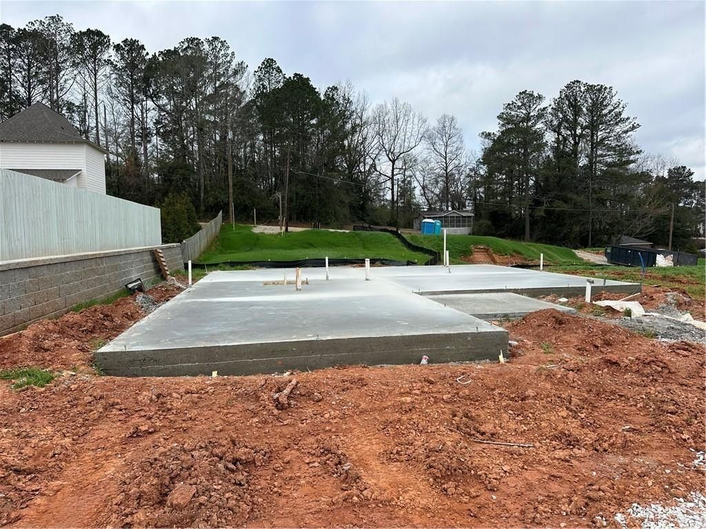 595 Piper Avenue. Auburn, AL 36832