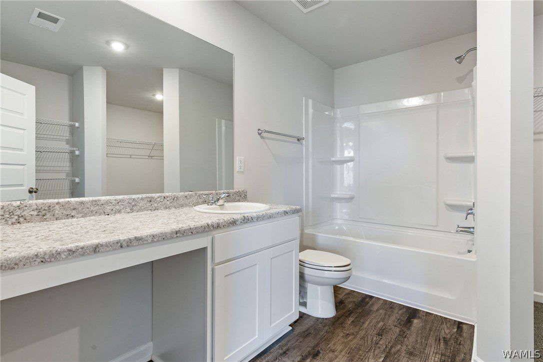 13934 Sir Lancelot Drive. Tuscaloosa, AL 35405