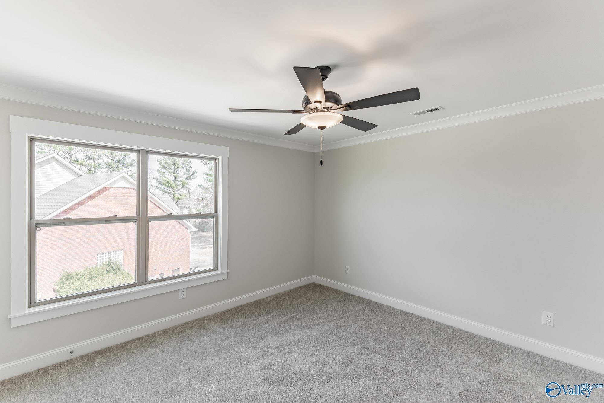 2106 Covington Lane. Decatur, AL 35603