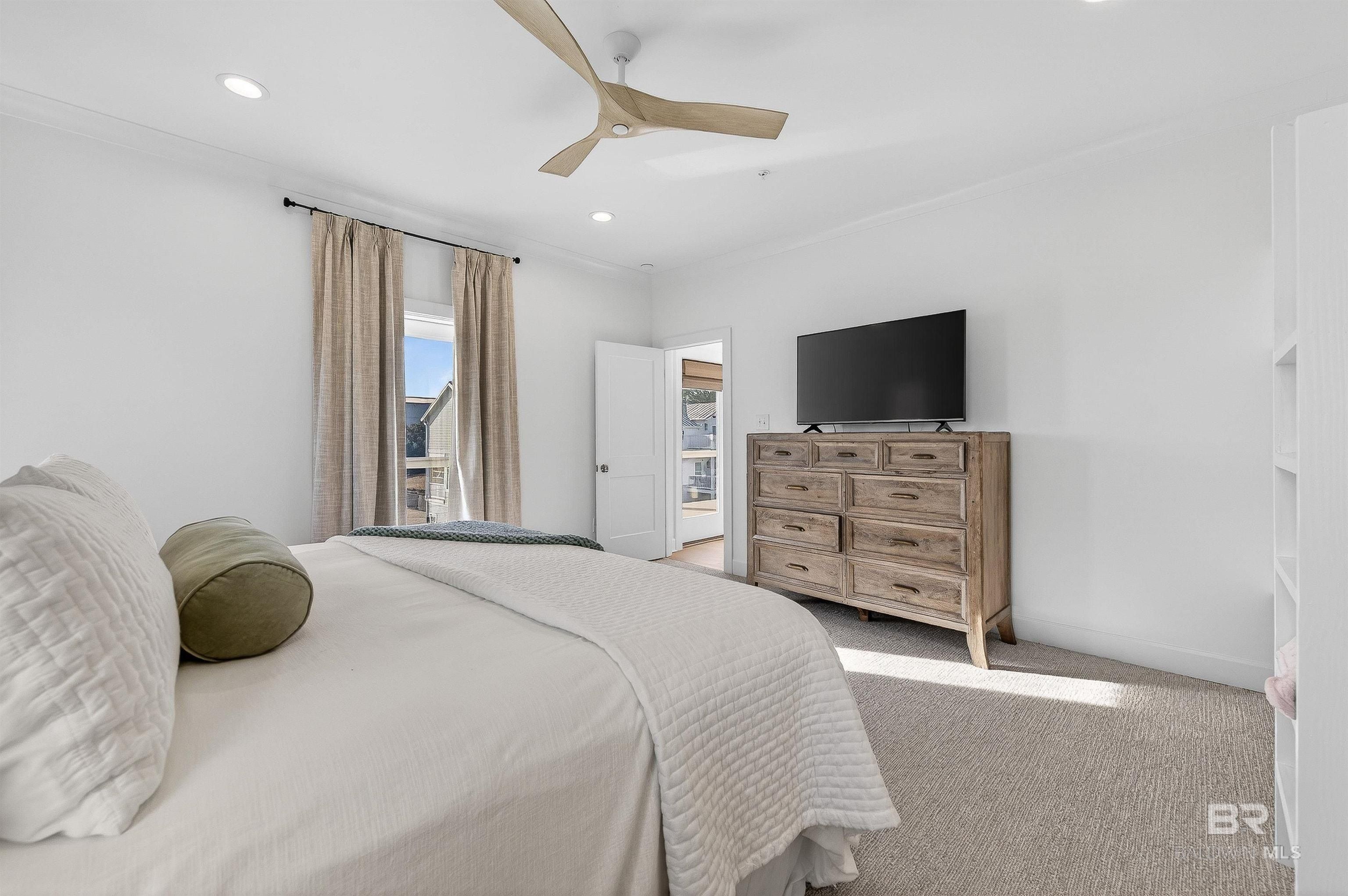 4688 Walker Avenue. Orange Beach, AL 36561