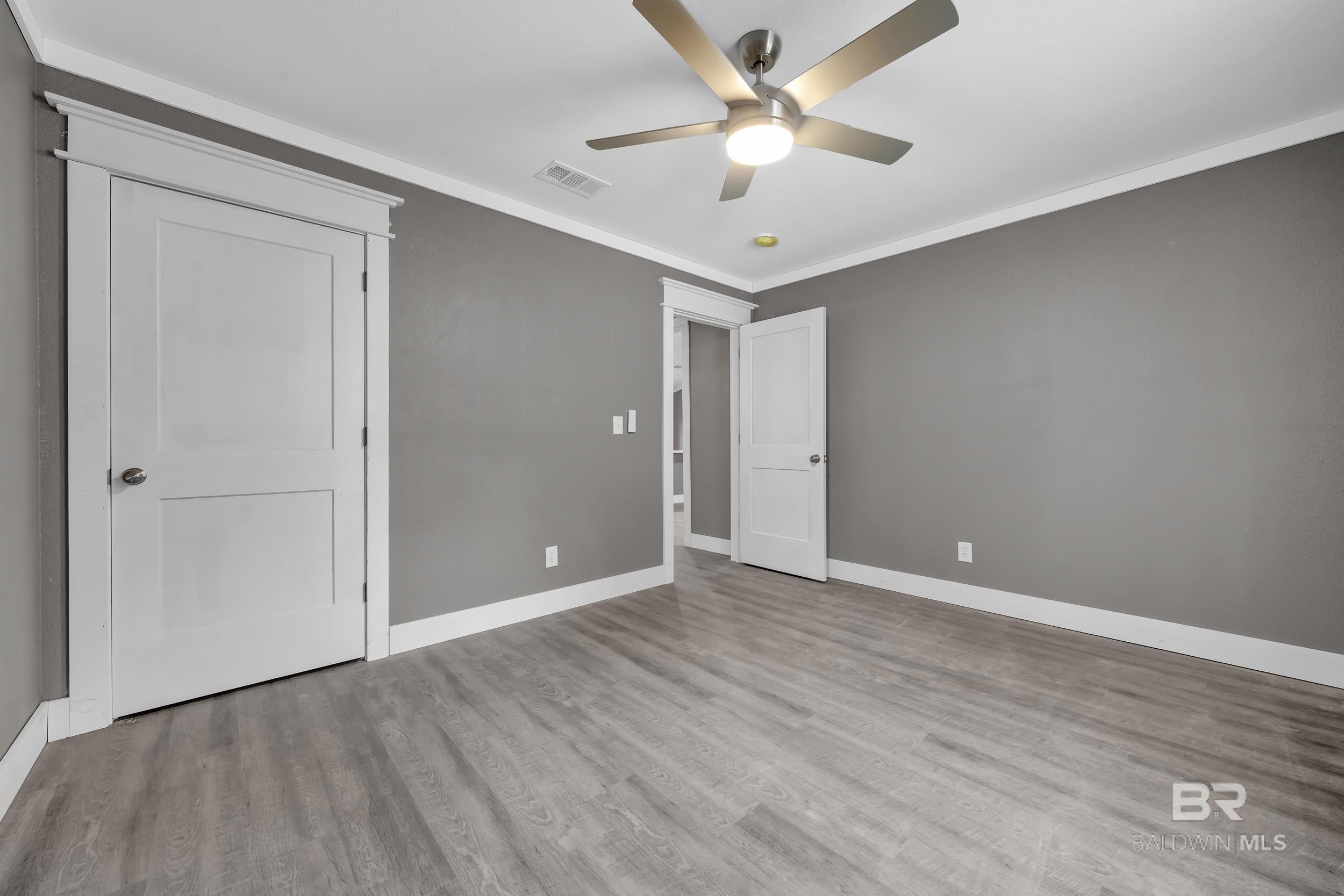 338 Ridgewood Drive. Daphne, AL 36526