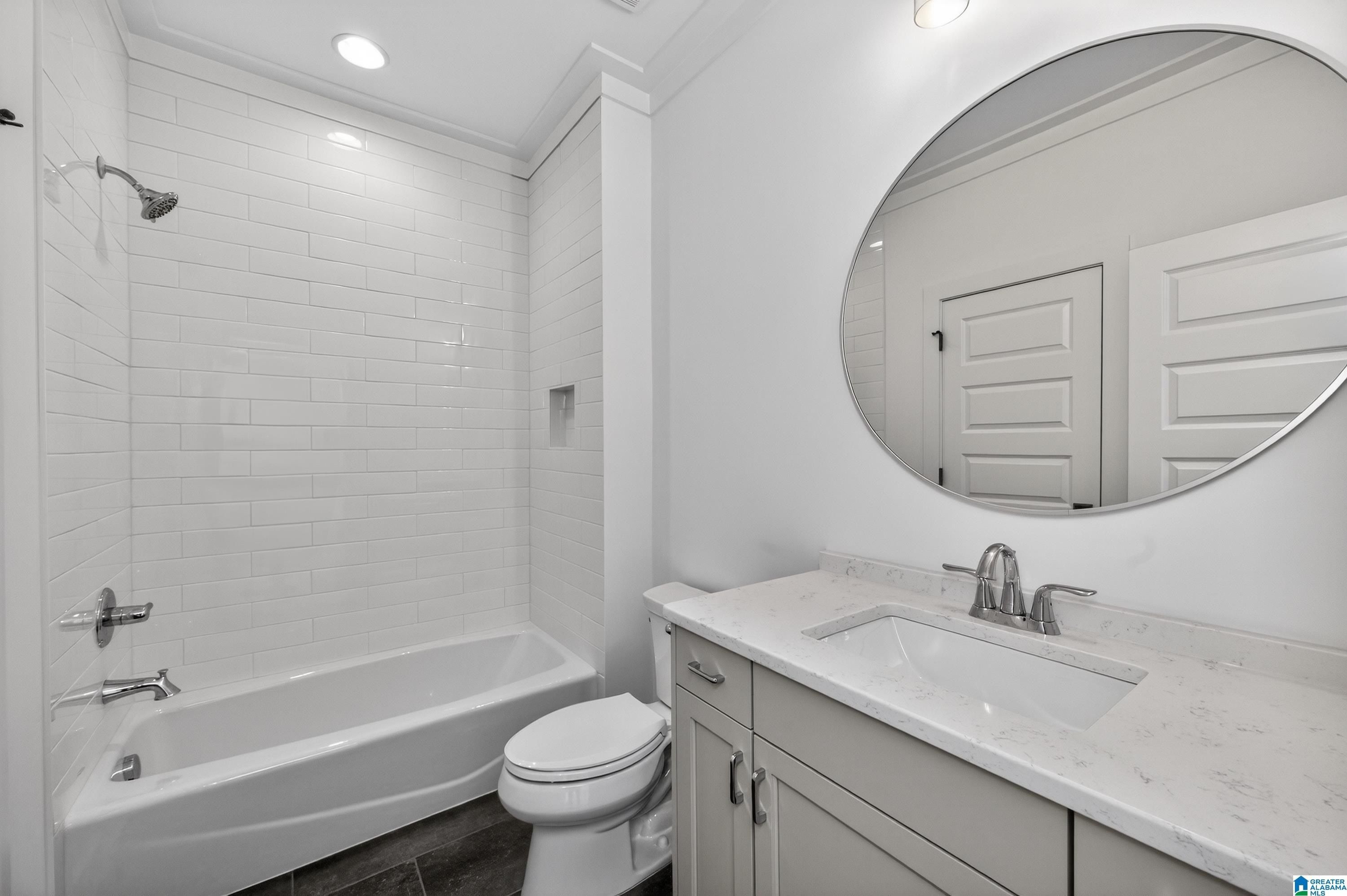 274 Olmsted Street. Birmingham, AL 35242