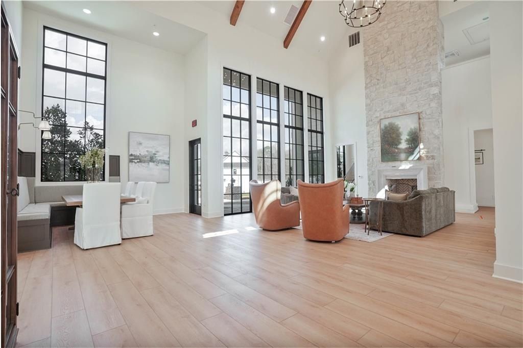 189 Firefly Lane. Opelika, AL 36804