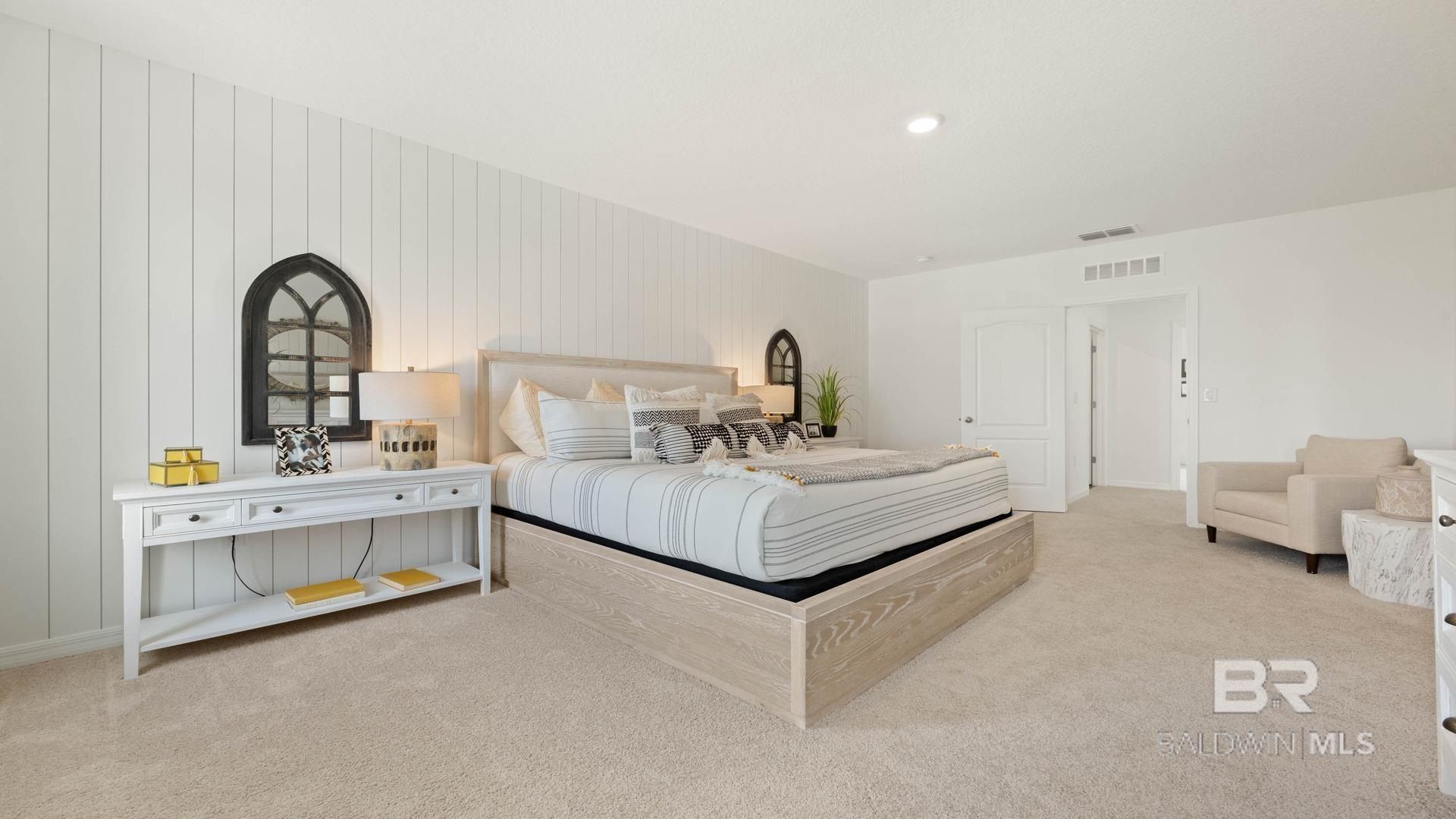 21066 Teluga Avenue. Fairhope, AL 36532