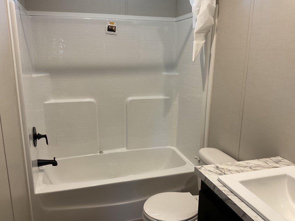 2734 Hicks Rd. Honoraville, AL 36042