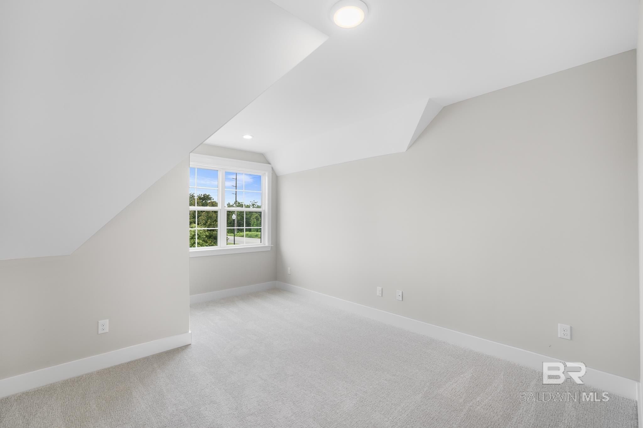 25998 Capra Court. Daphne, AL 36526