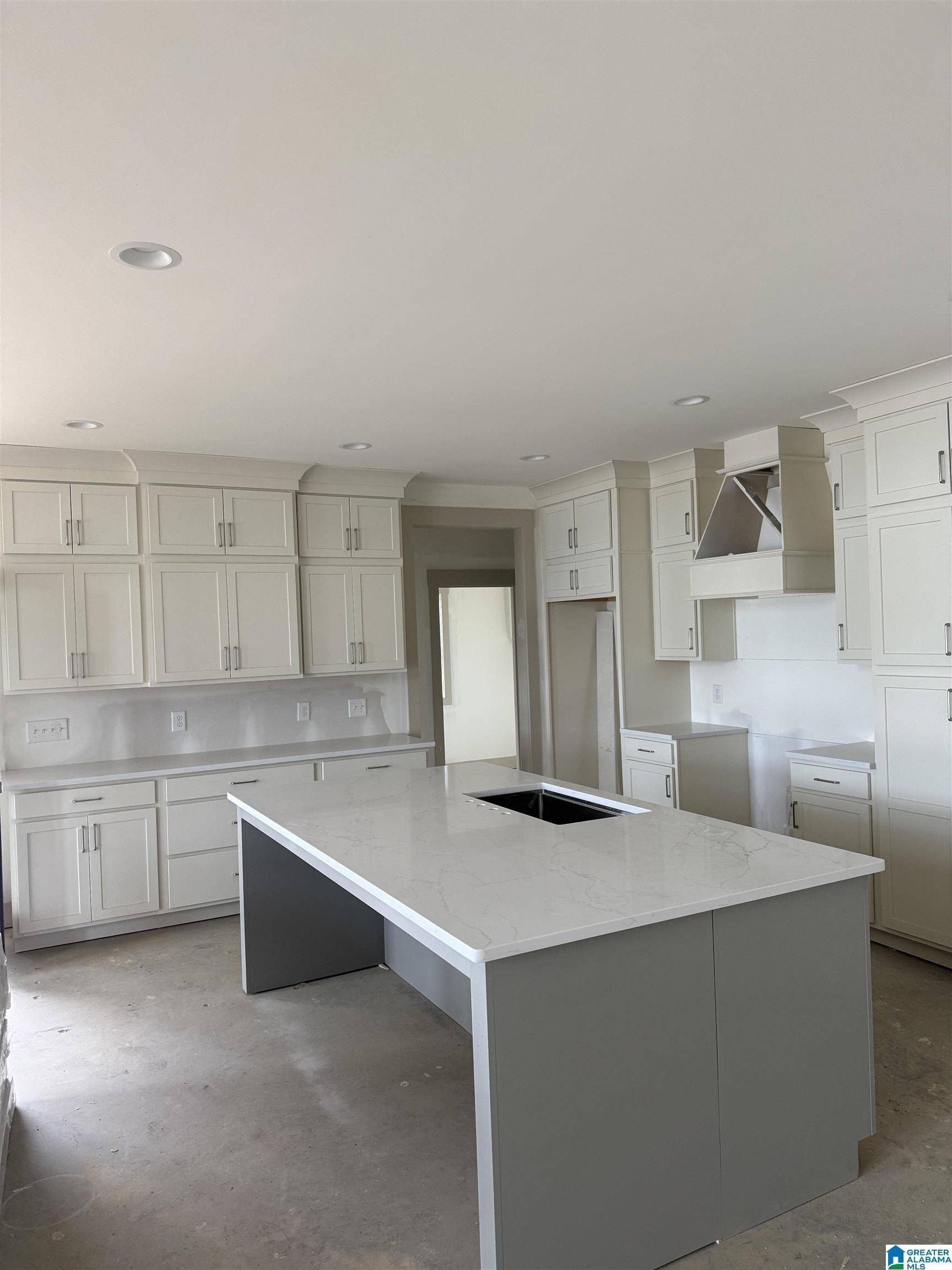 755 Blue River Drive. Lincoln, AL 35096