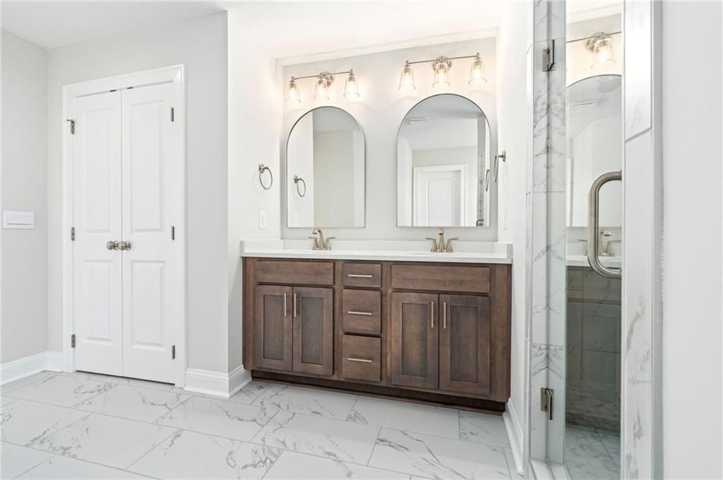 1972 Hidden Lakes Drive. Opelika, AL 36801