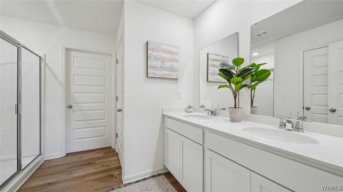 11584 Shortleaf Lane. Moundville, AL 35474