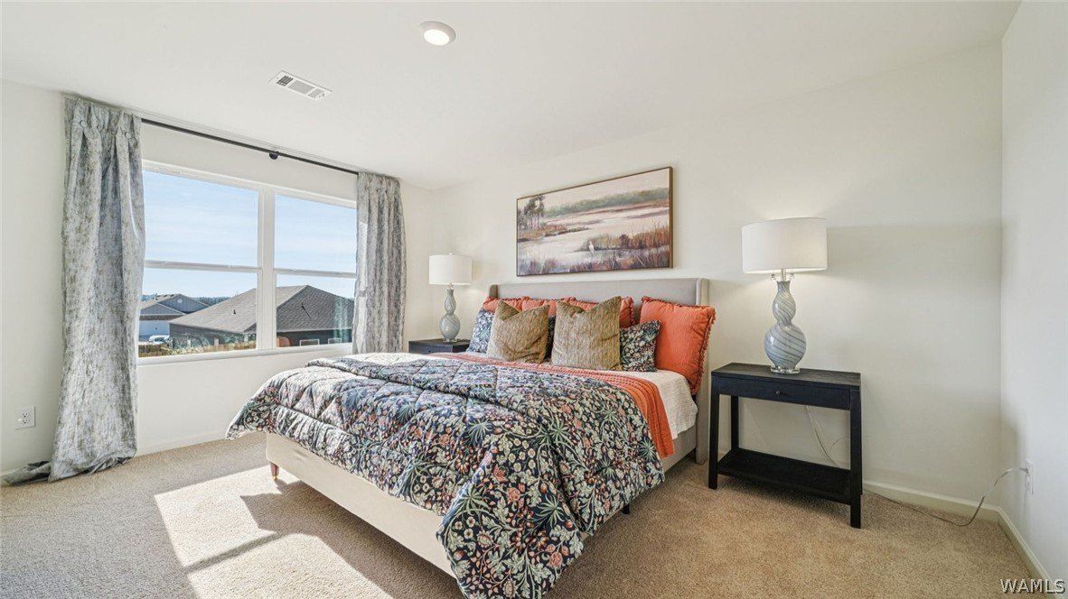 11590 Shortleaf Lane. Moundville, AL 35474