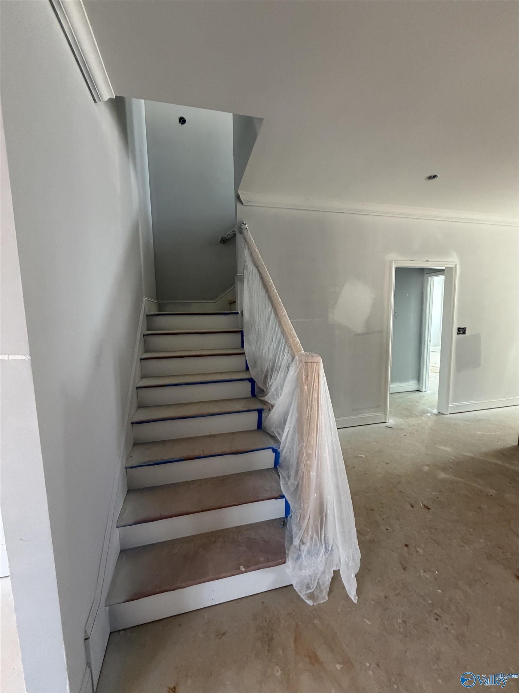 6 Flannery Court. Madison, AL 35756