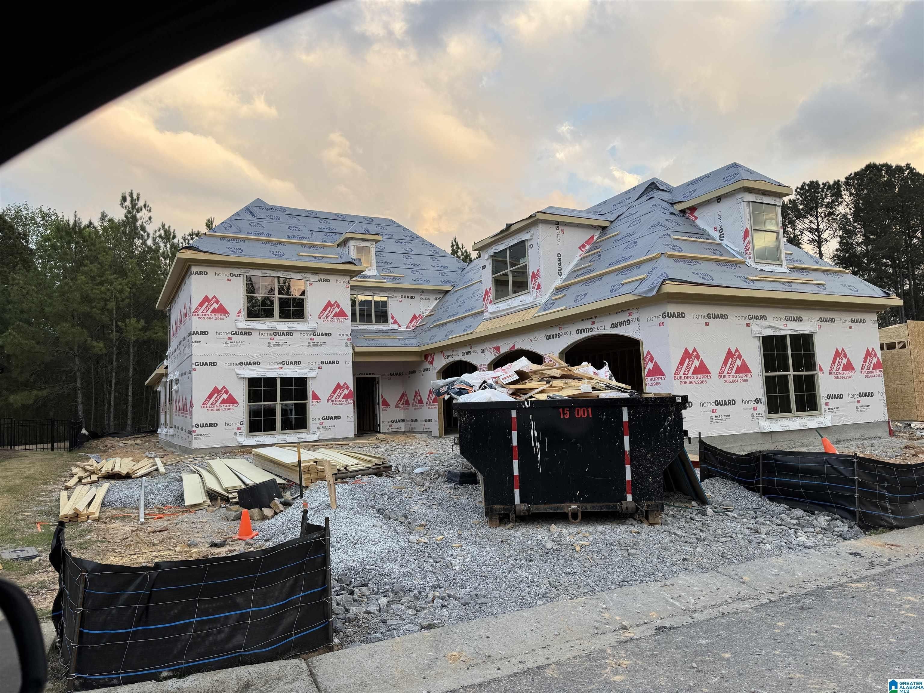 135 Glengerry Drive. Pelham, AL 35124