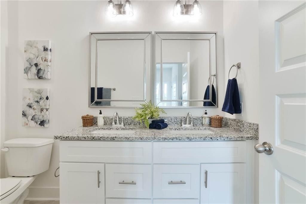 60 Crossing Court W. Valley, AL 36854