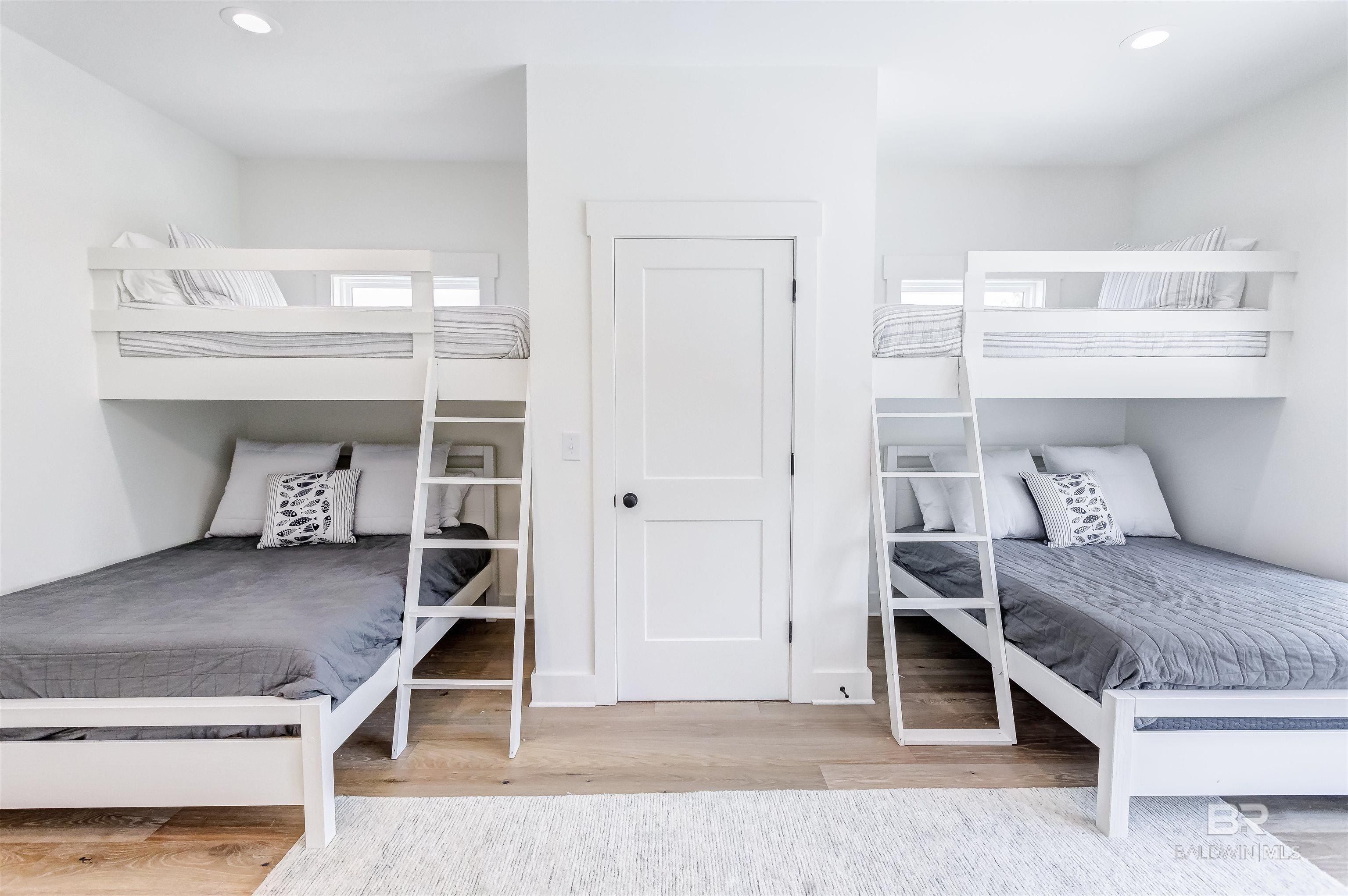 8189 Gulf Beach Lane. Gulf Shores, AL 36542