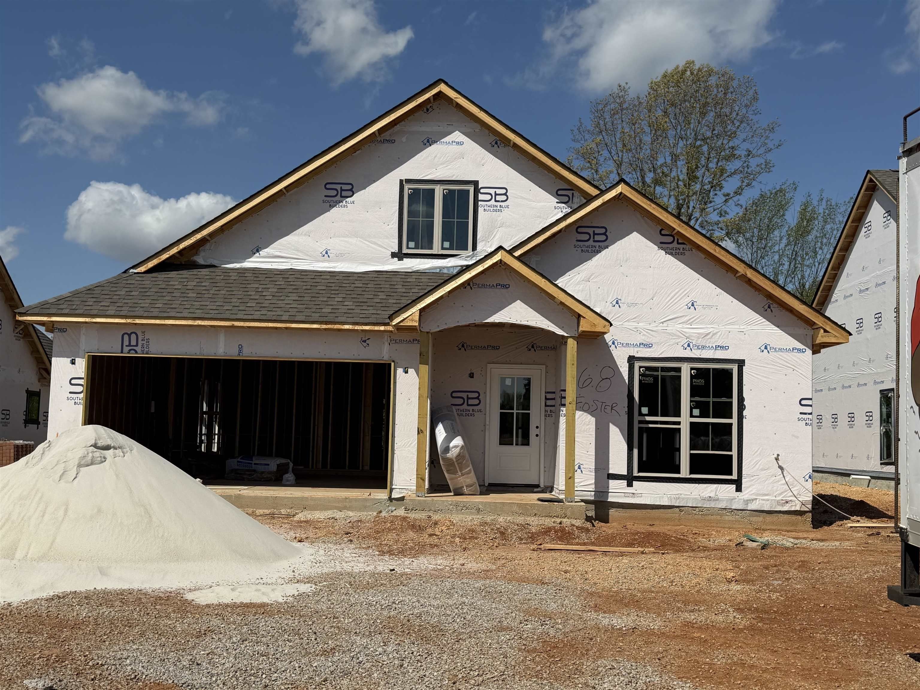 68 Foster Dr. Florence, AL 35633