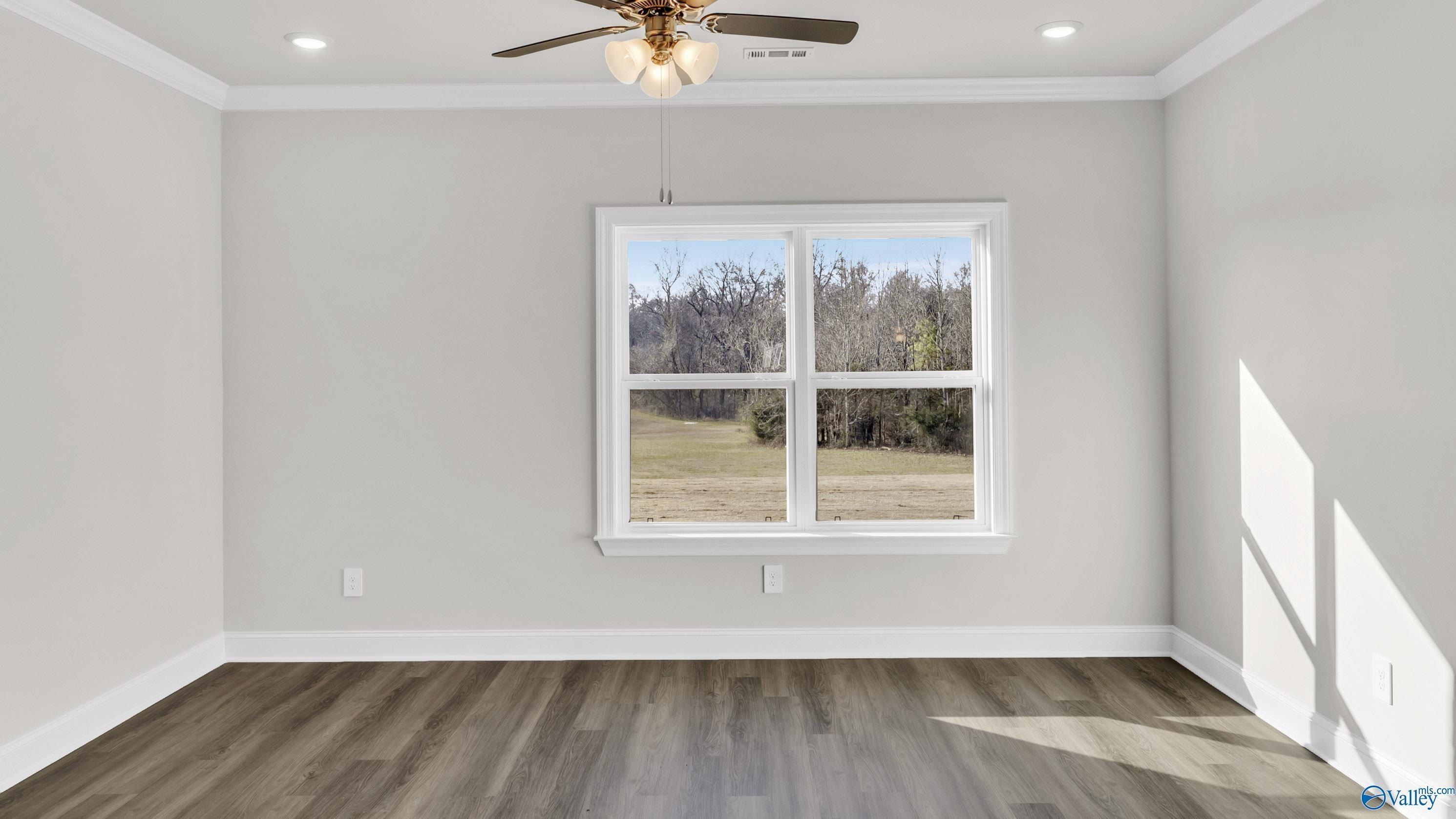 381 Sandy Oak Drive. Harvest, AL 35749