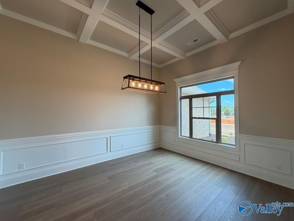 26334 Old Town Drive. Athens, AL 35613