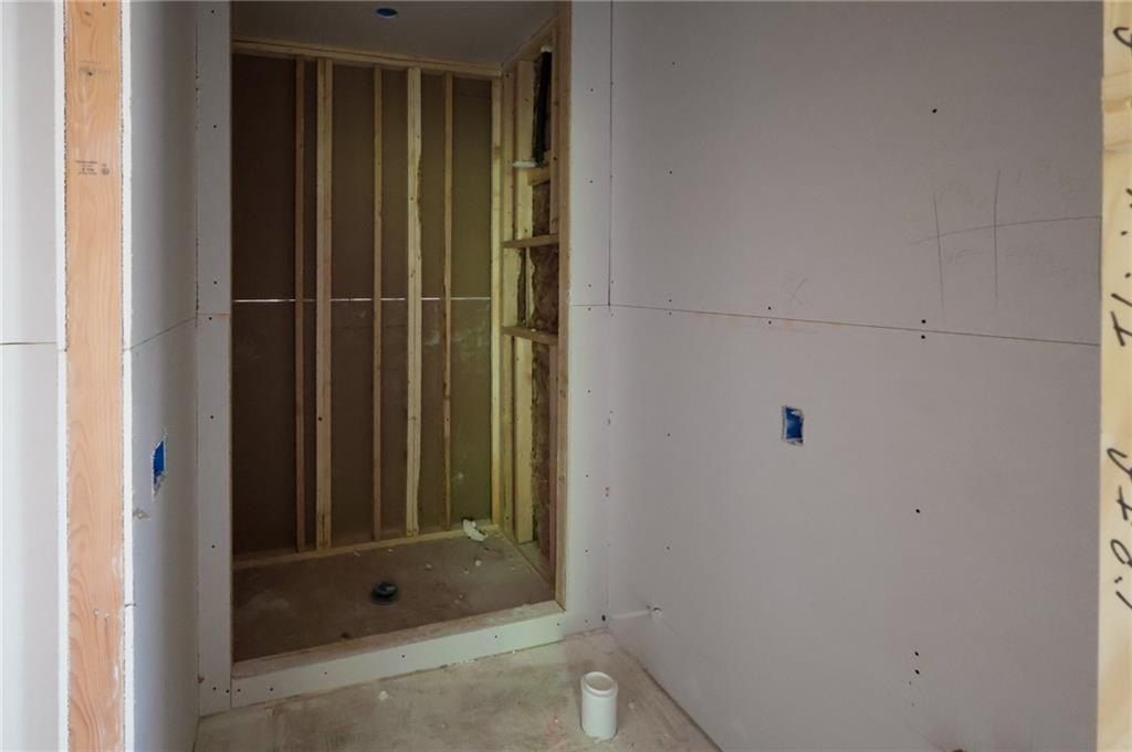 1027 E Glenn Avenue. Auburn, AL 36830